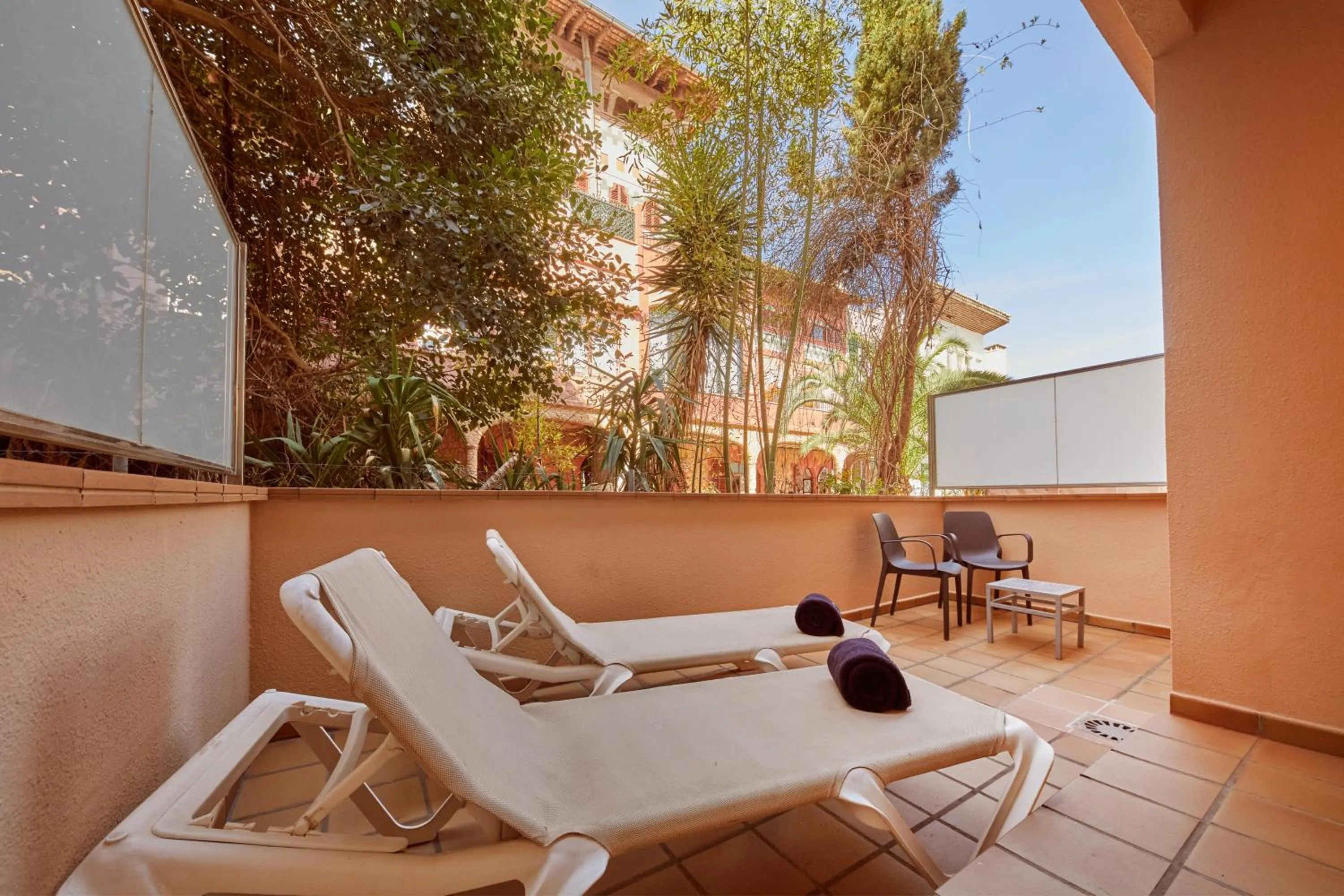 Photo of the whole room in Hotel Zurbarán Palma