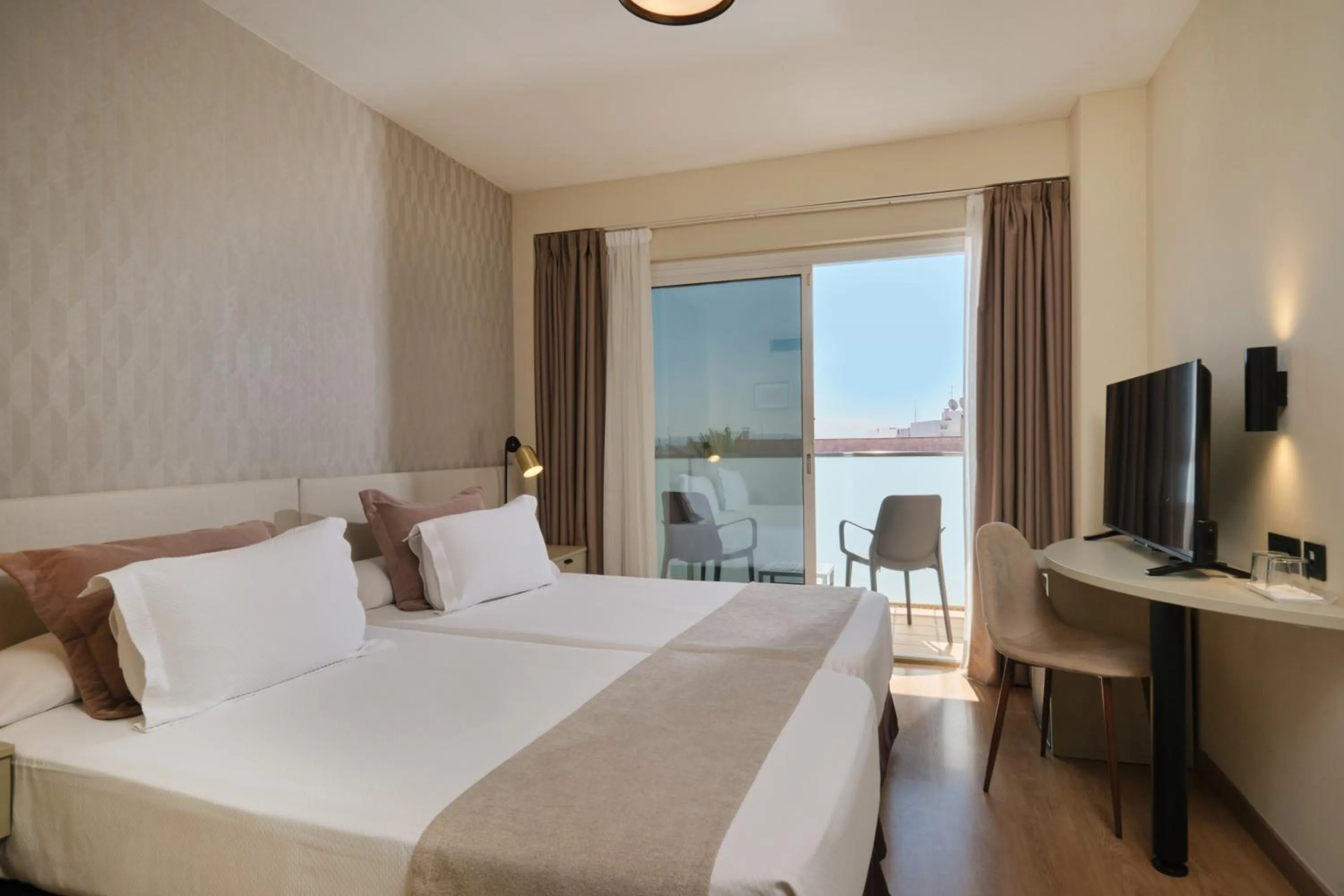 Bed in Hotel Zurbarán Palma