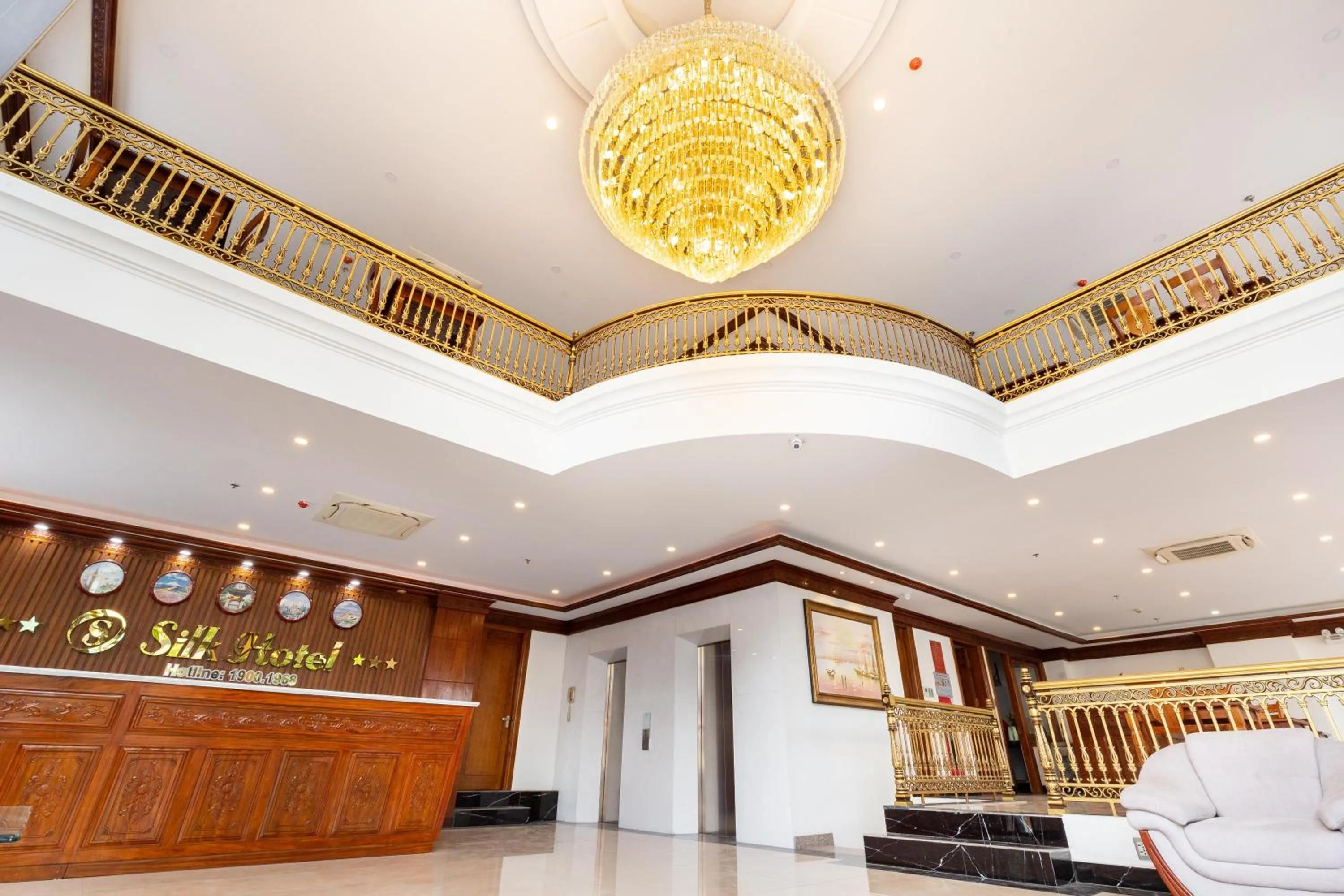 Lobby or reception in Silk Hong Ha airport hotel