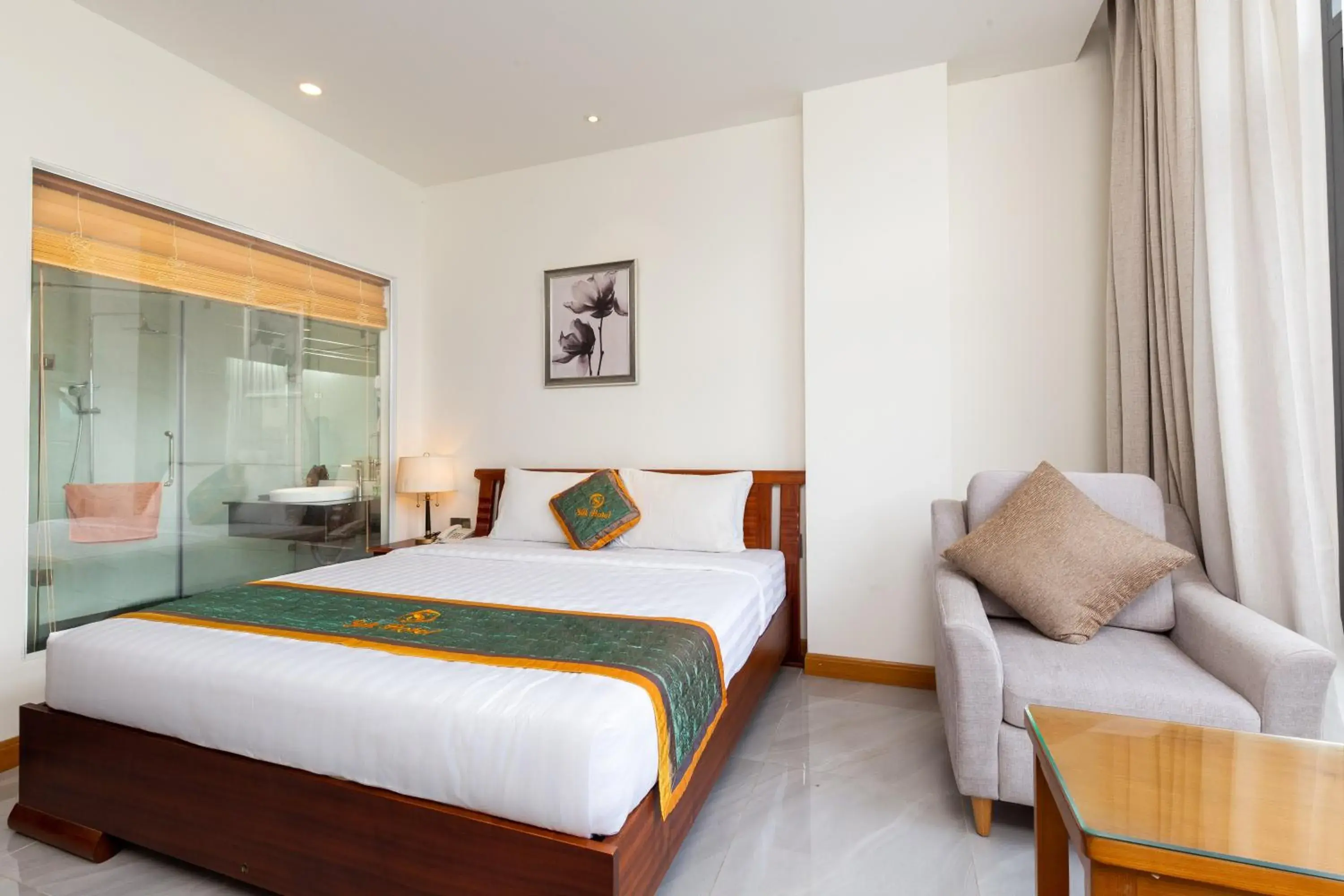 Bed in Silk Hong Ha airport hotel Bed in Silk Hong Ha airport hotel