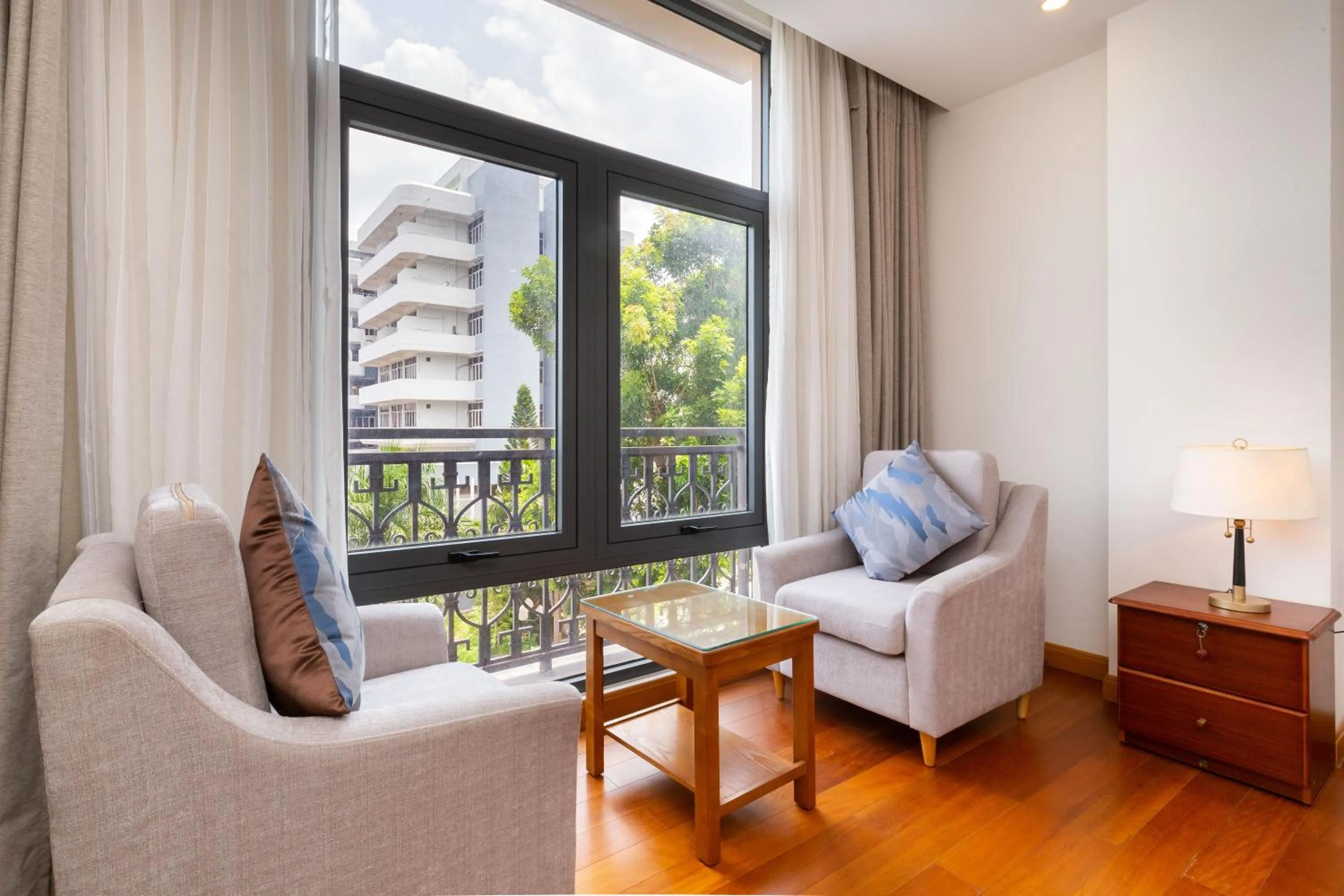 Seating area in Silk Hong Ha airport hotel