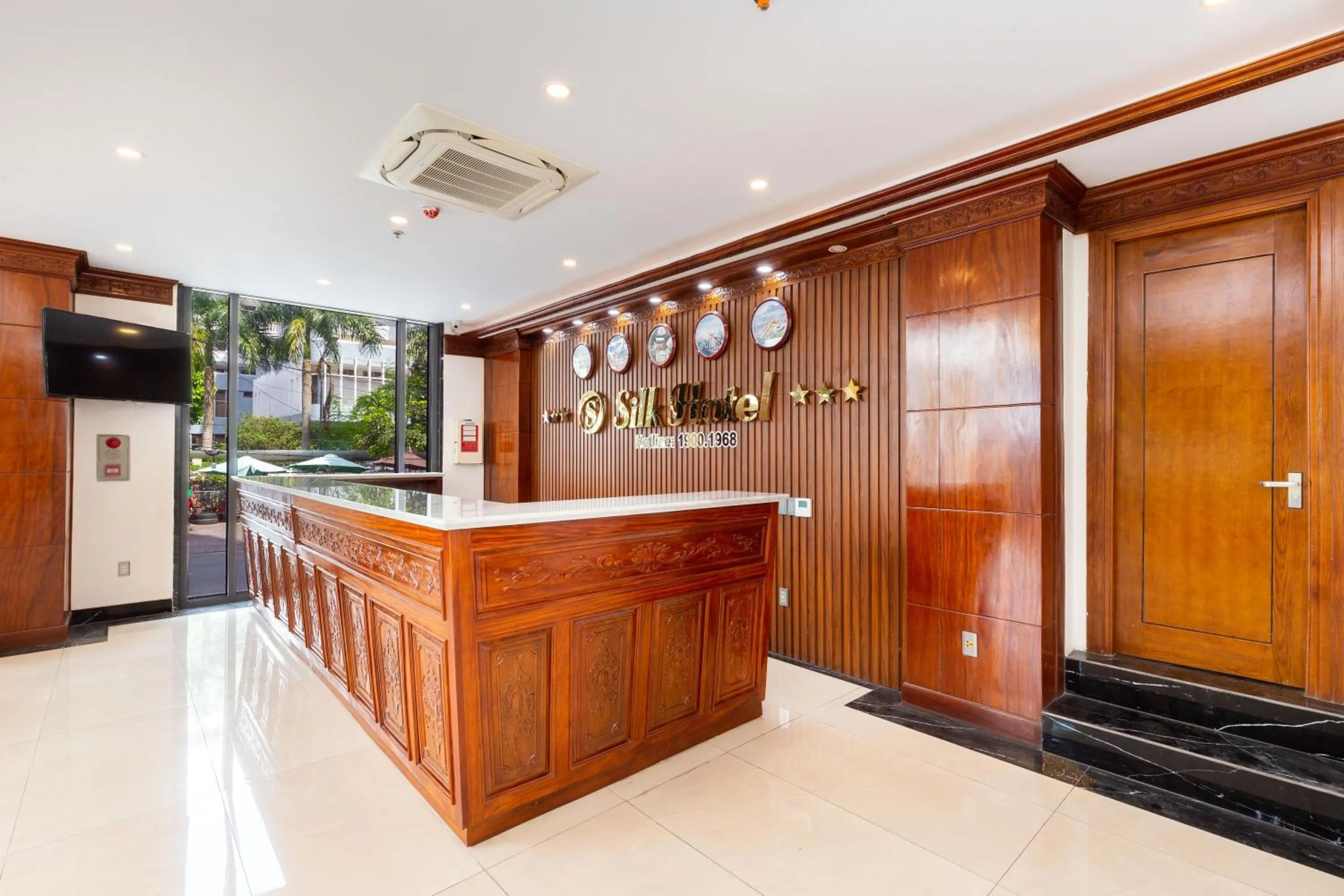 Lobby or reception in Silk Hong Ha airport hotel