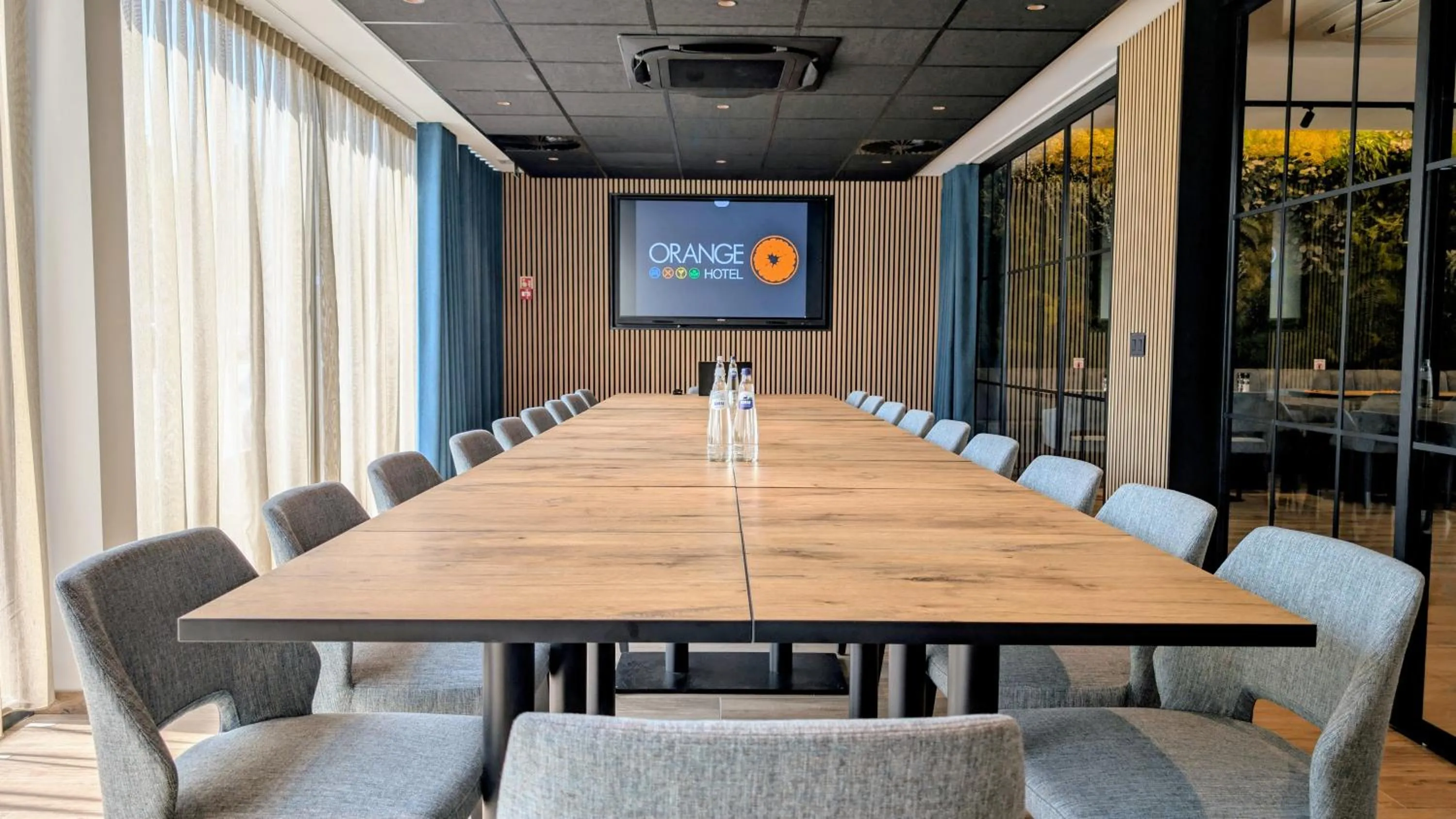 Meeting/conference room in Orange Hotel La Louvière