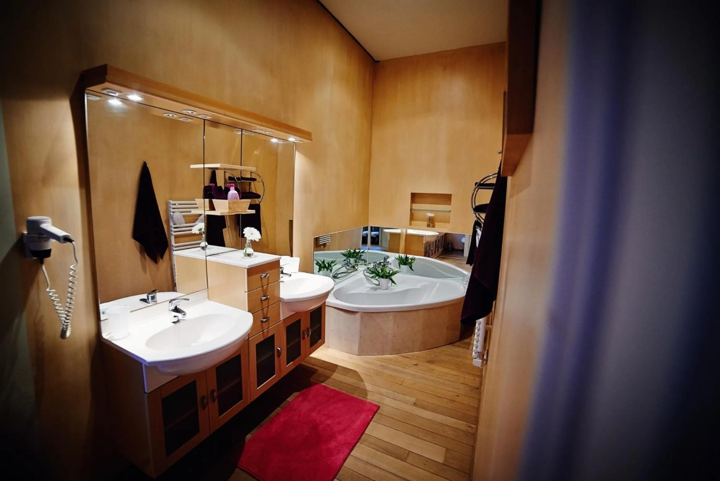 Bathroom in B&B Au Clair Obscur