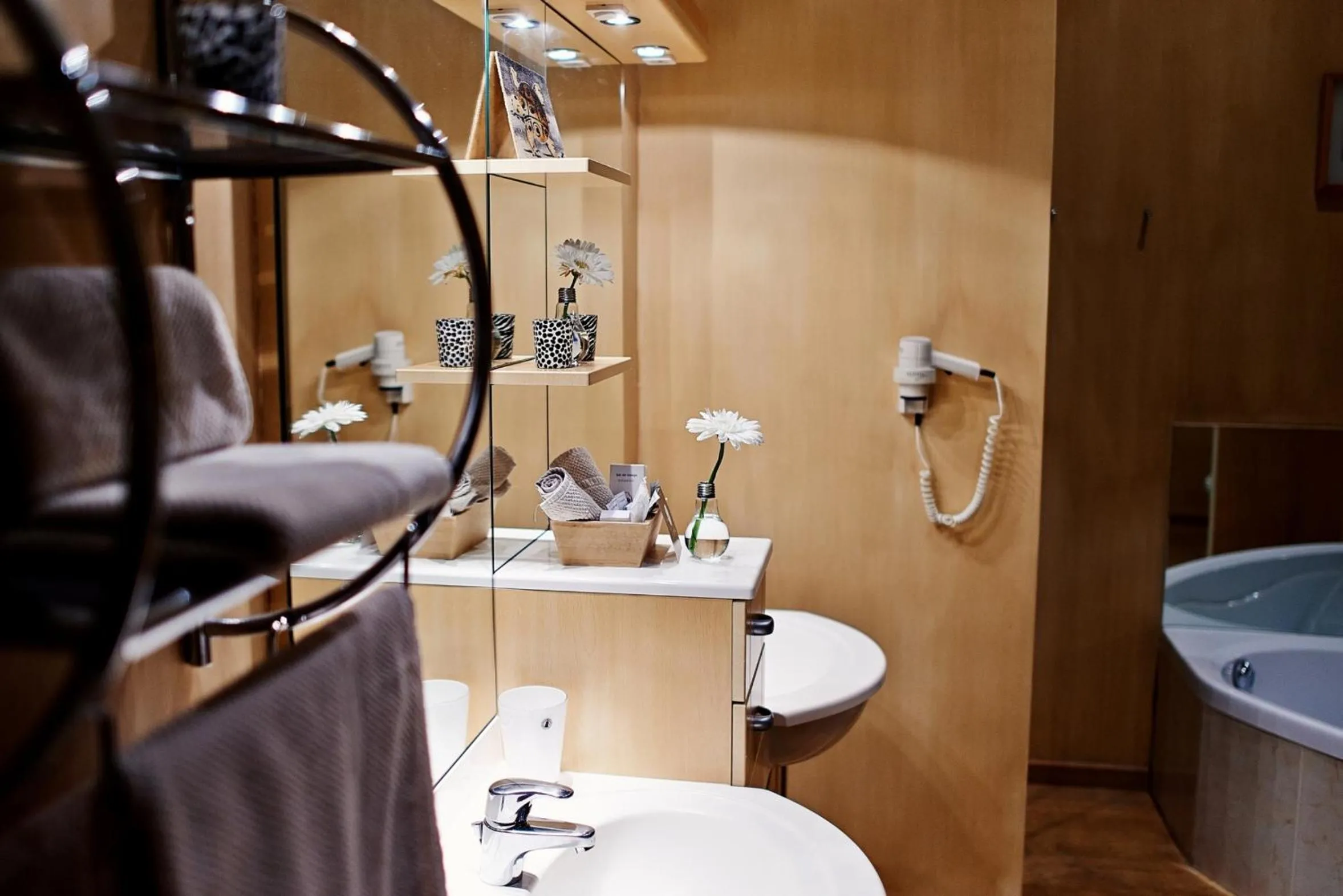 Bathroom in B&B Au Clair Obscur