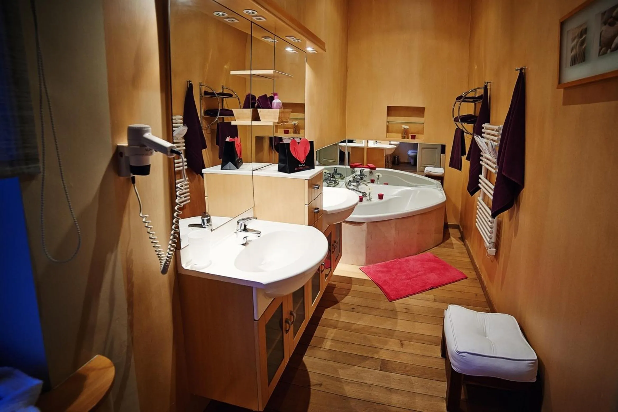 Bathroom in B&B Au Clair Obscur