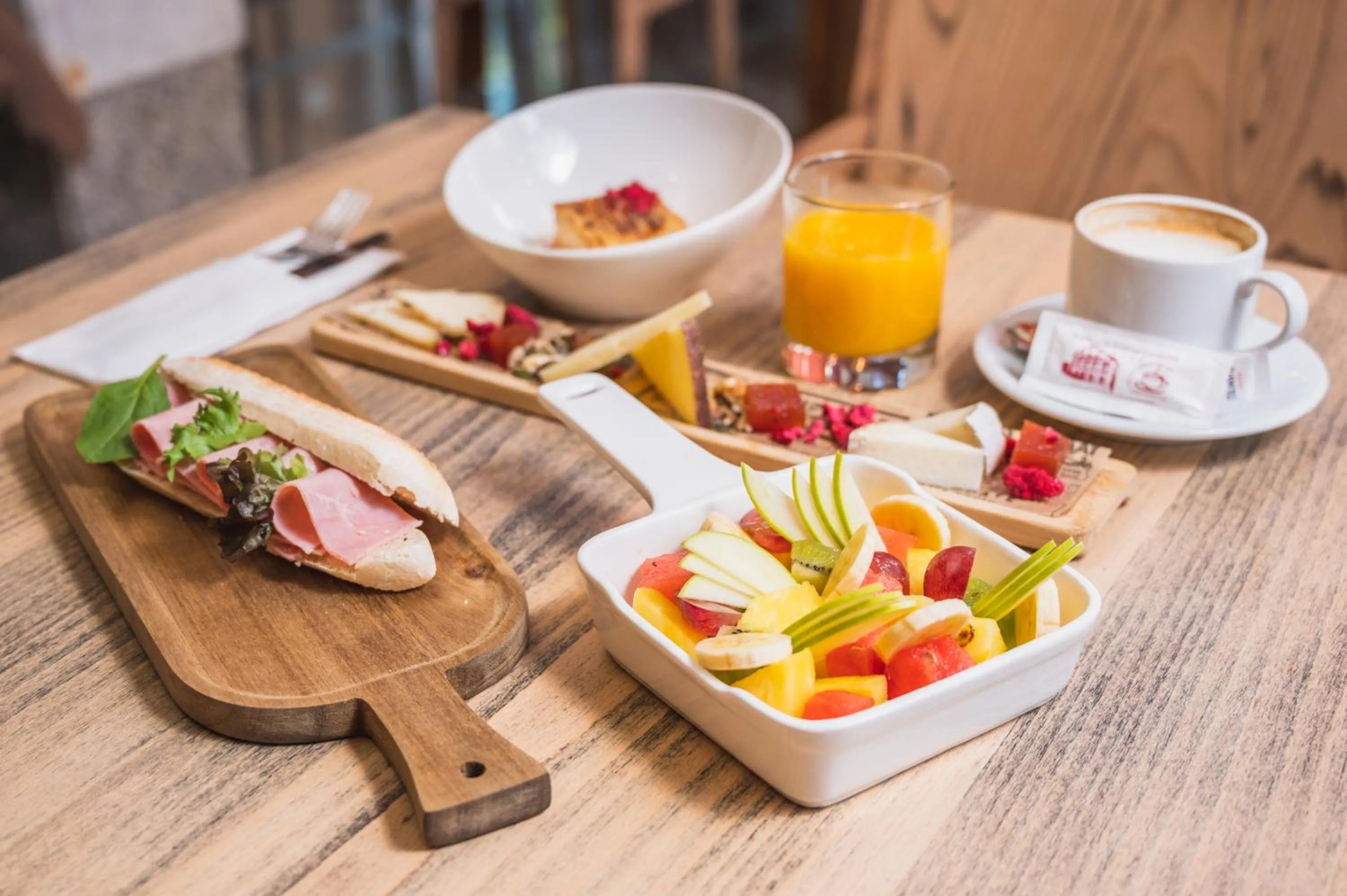 Breakfast in Hotel San Juan de los Reyes