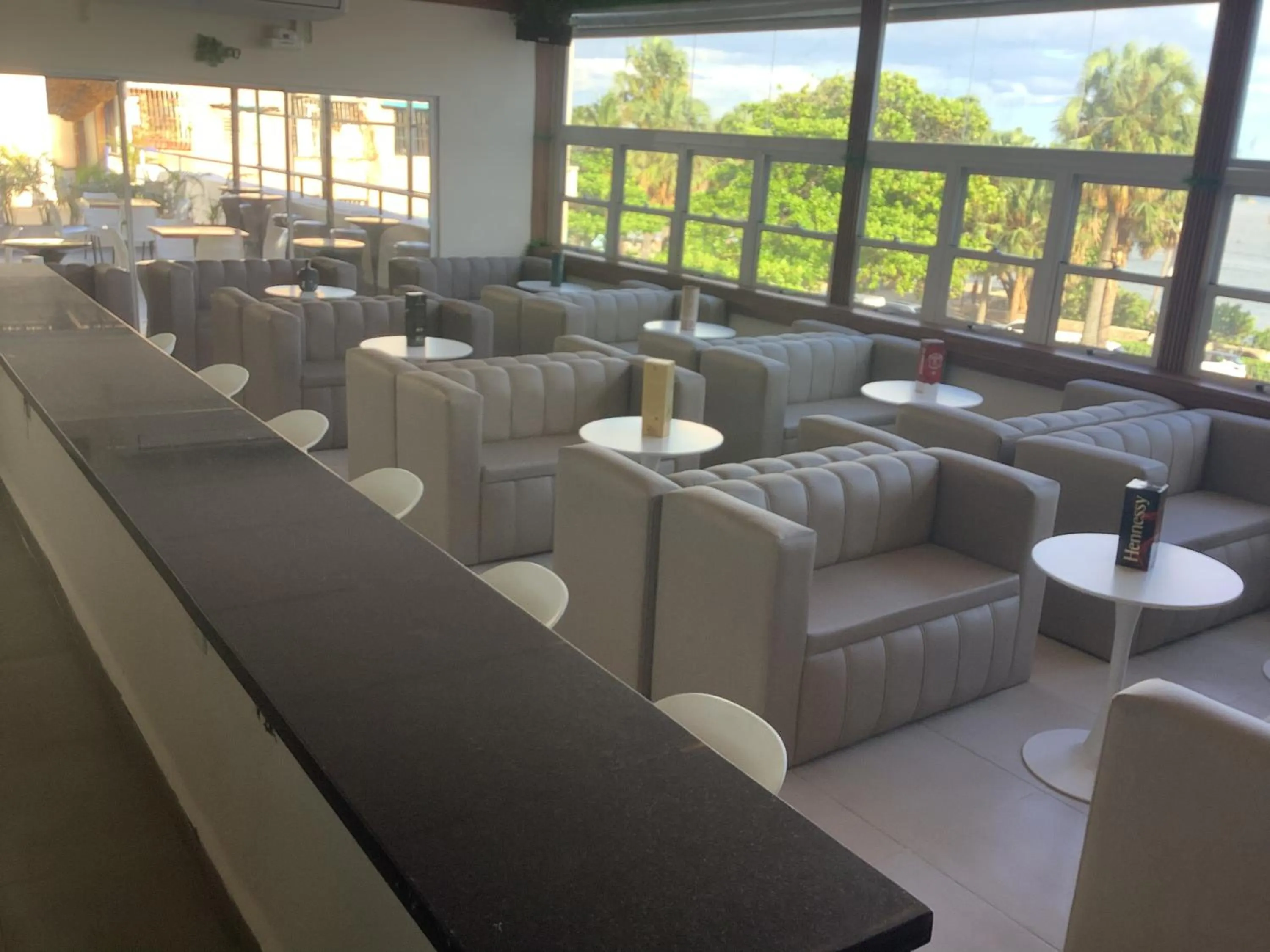 Lounge or bar in Hotel Blue Malecón And Spa