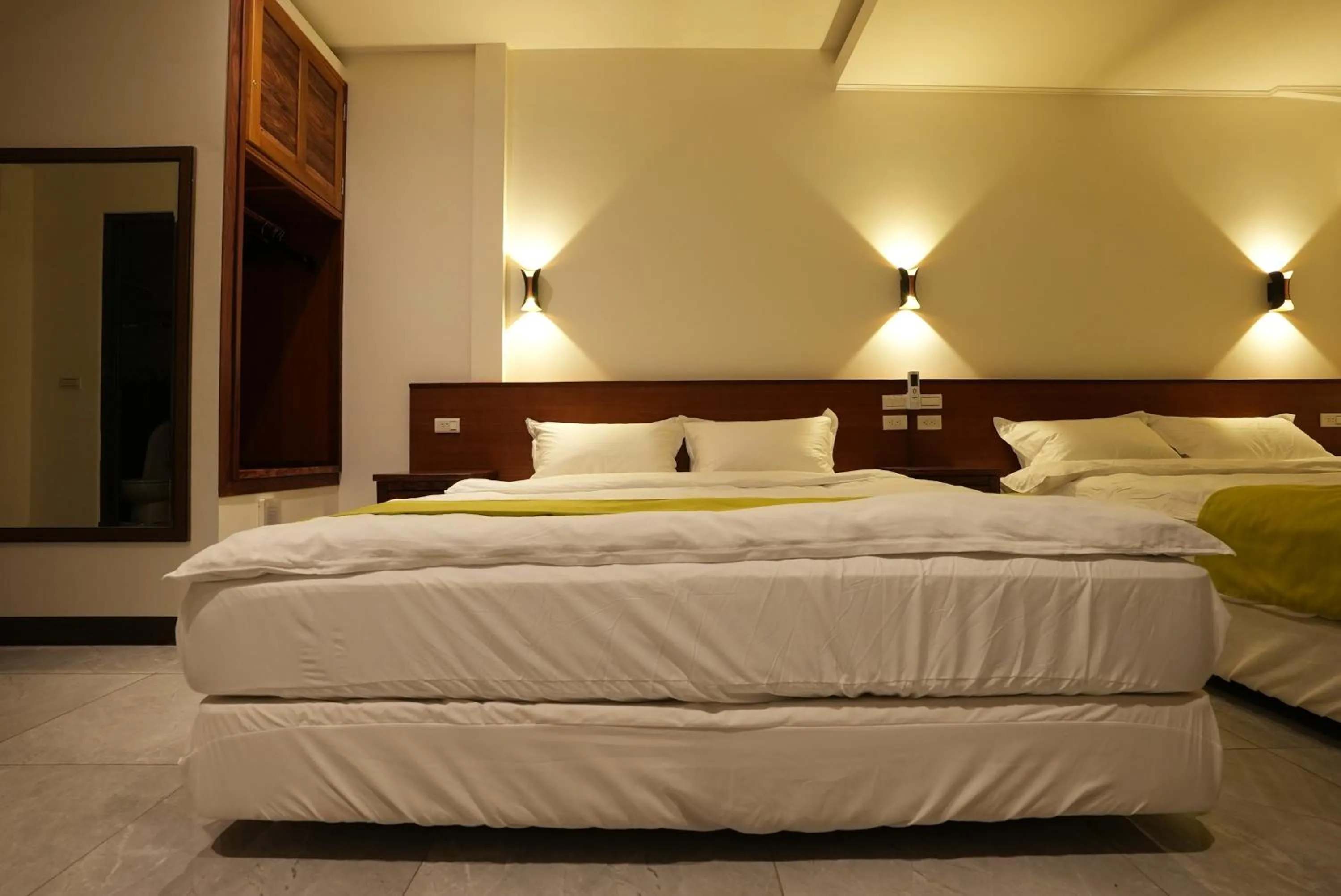 Bed in Lemuju B&B Hotel