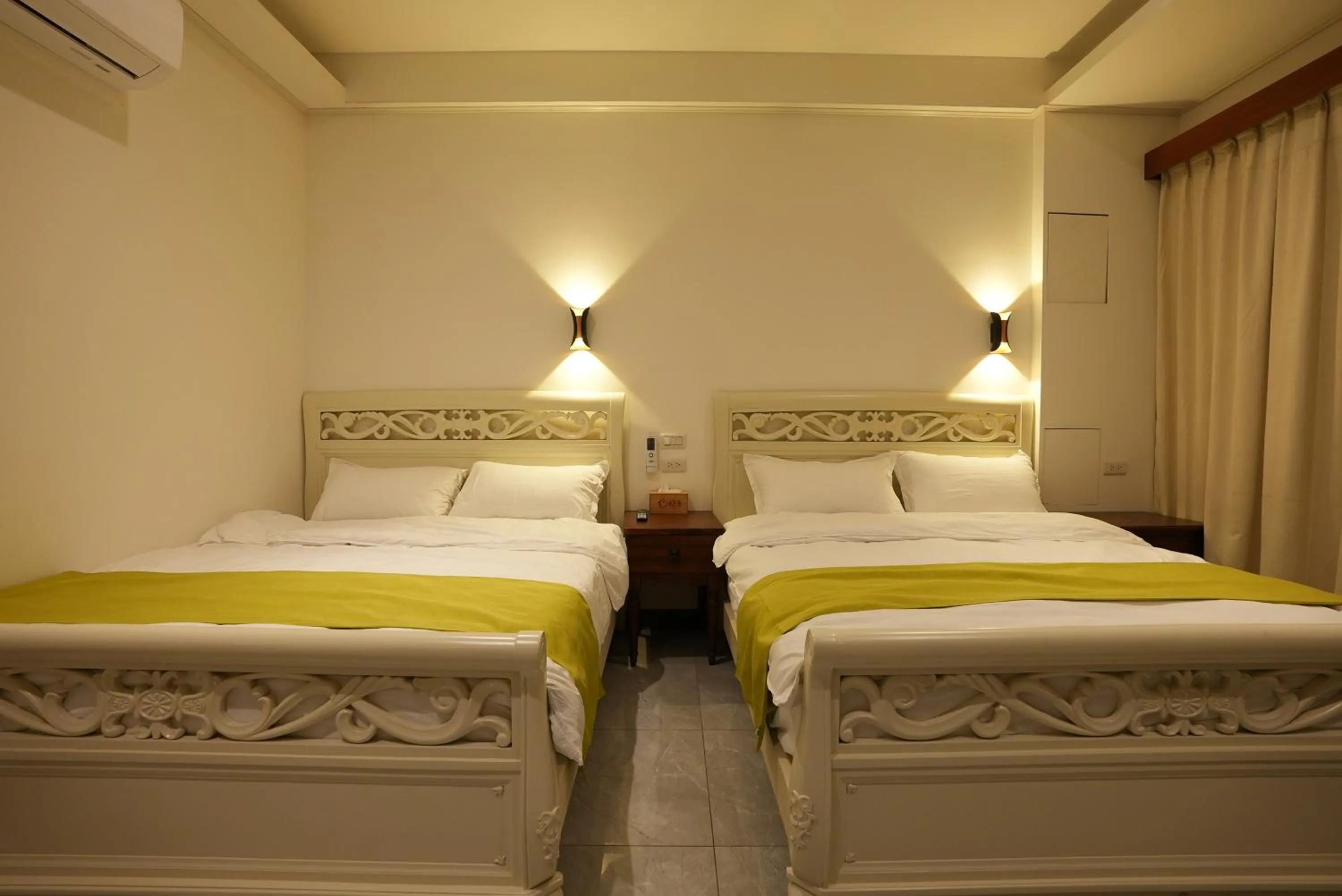 Bed in Lemuju B&B Hotel