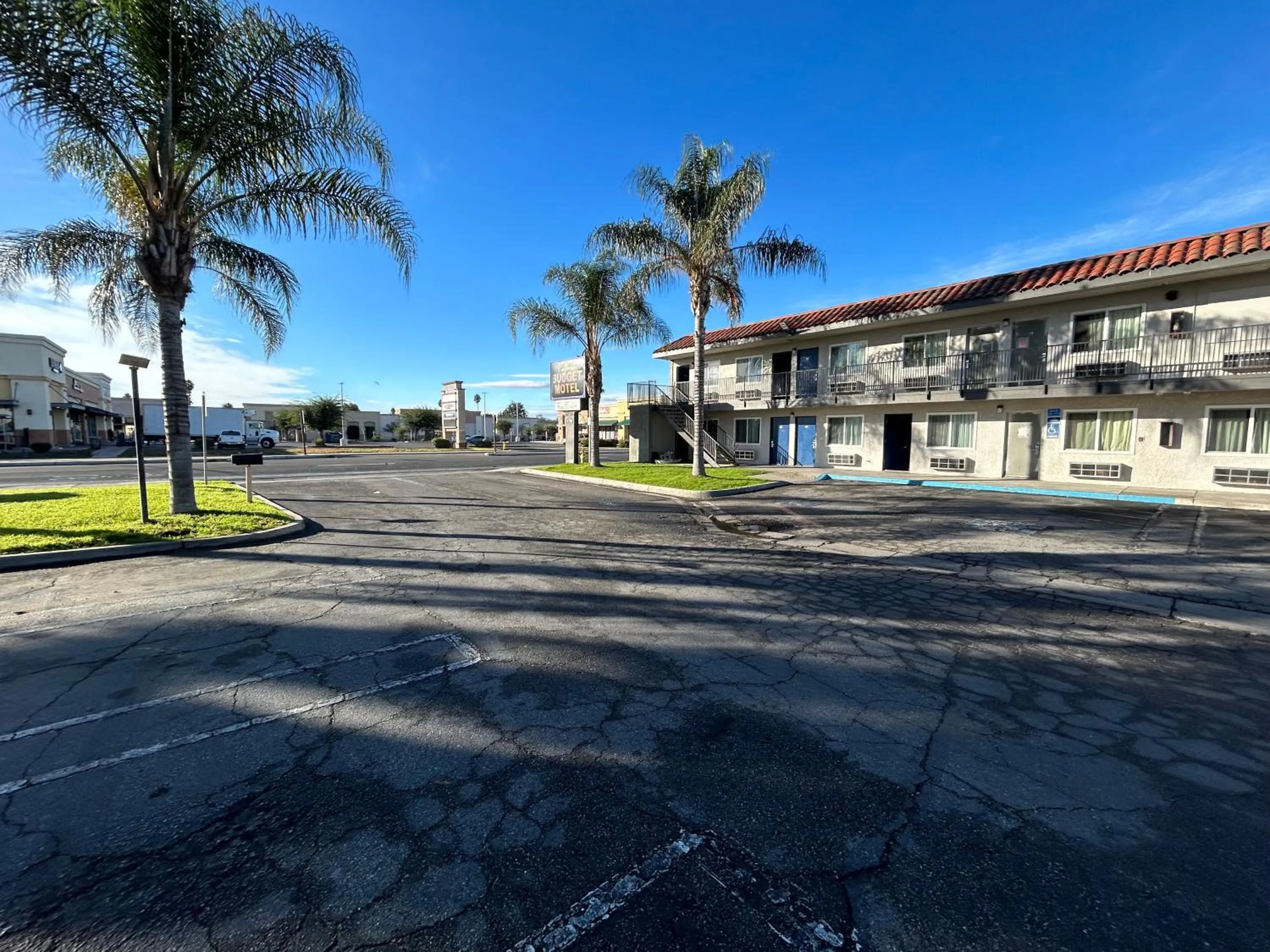 Property building in Studio 6 Hemet, CA