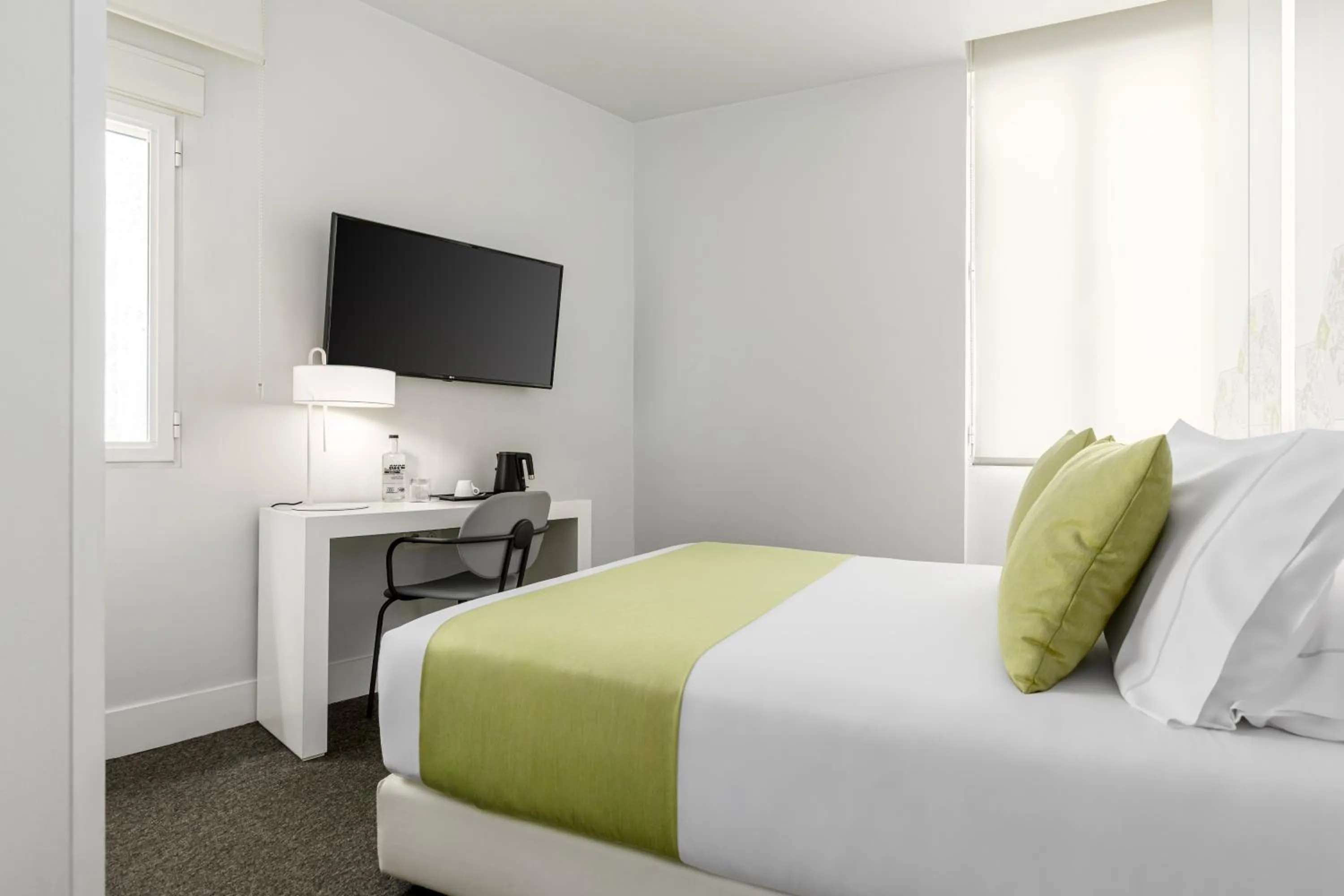 Bed in Room Mate Mario, Madrid