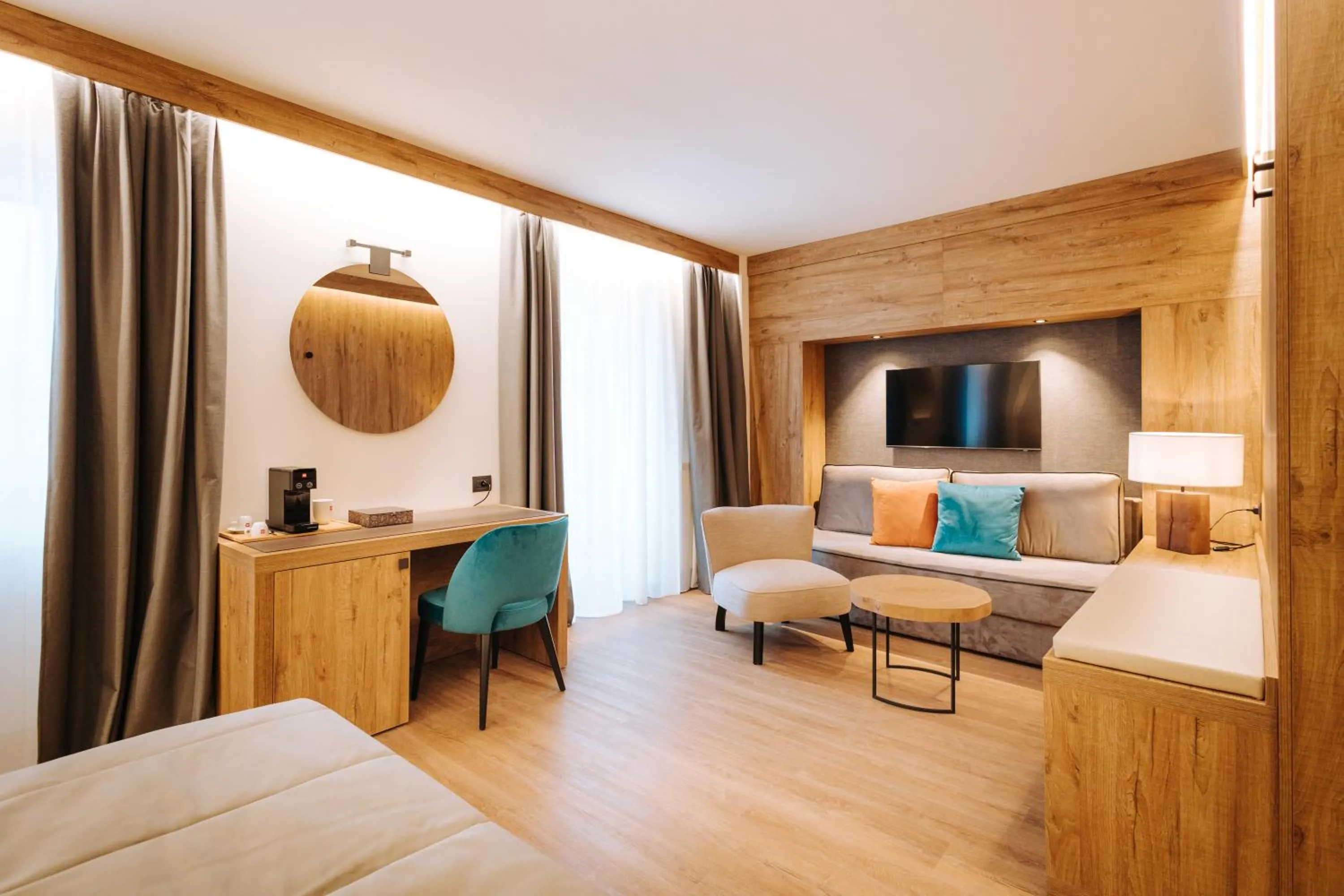 Photo of the whole room, Bed in Valtur Cervinia Cristallo Ski Resort