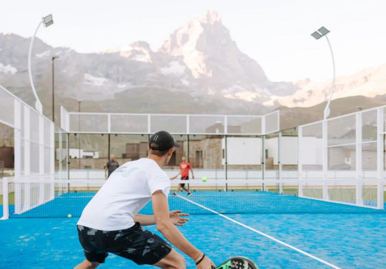 Sports in Valtur Cervinia Cristallo Ski Resort