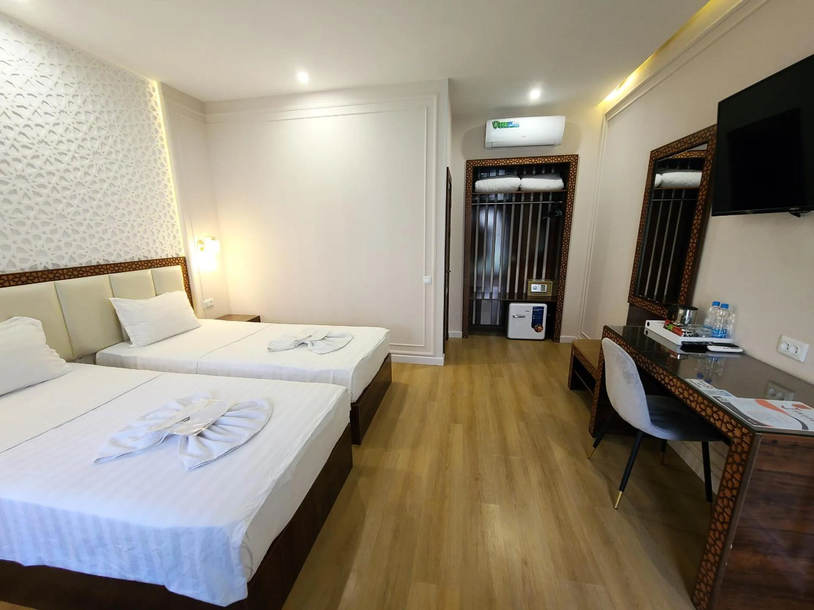 Bed in Jahongir Premium