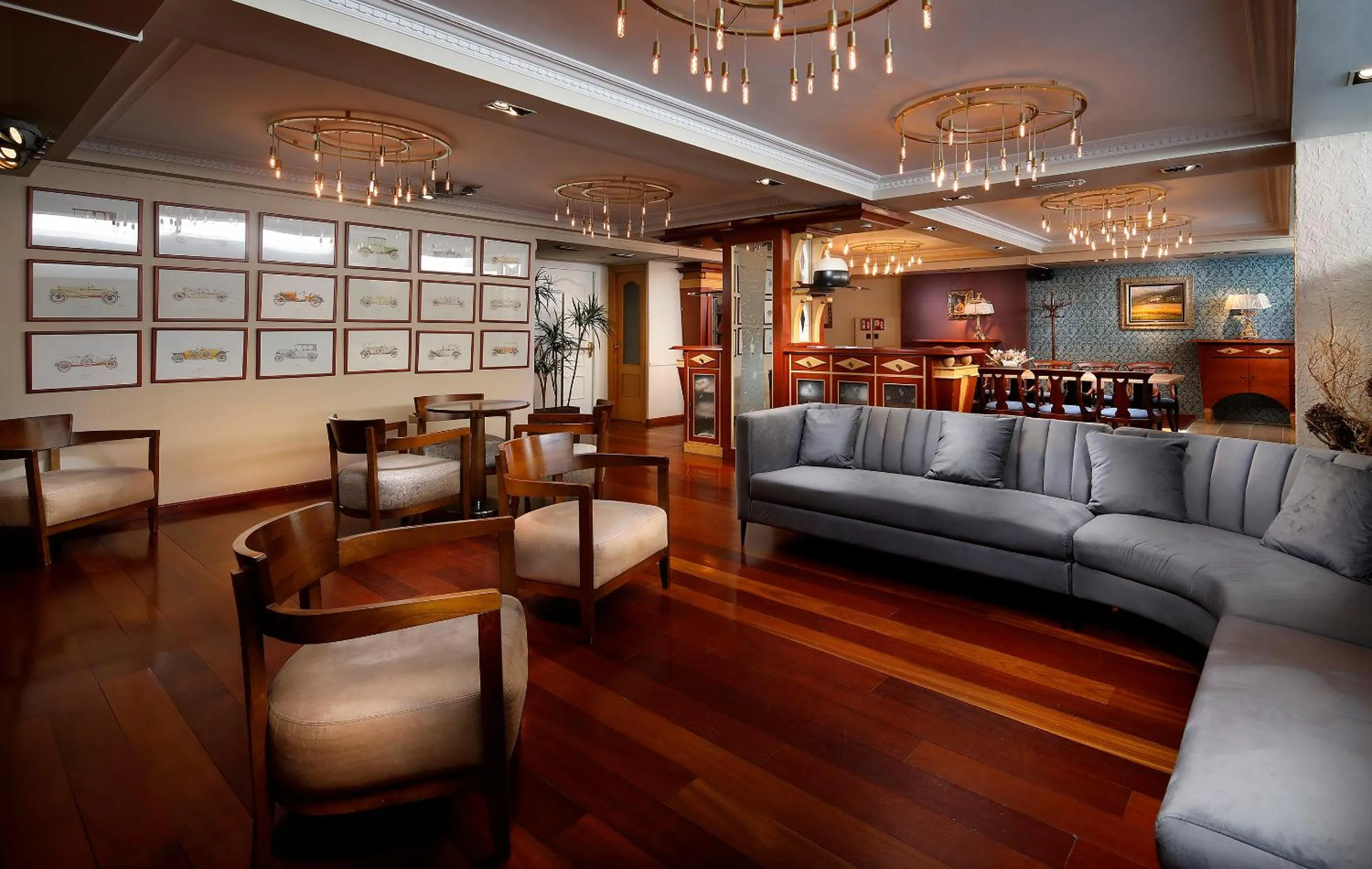 Living room in Apartaments-Hotel Hispanos 7 Suiza