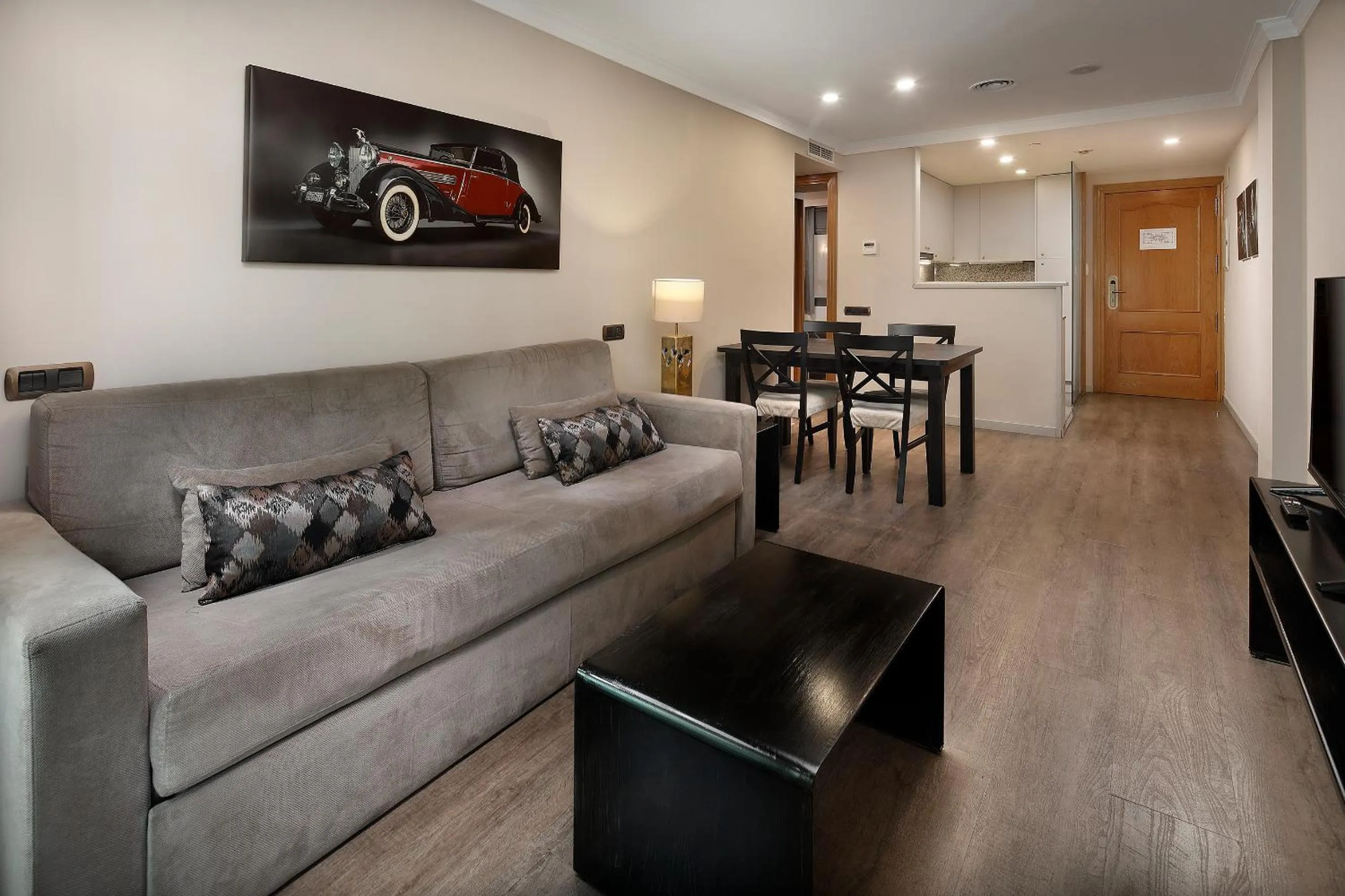 Living room in Apartaments-Hotel Hispanos 7 Suiza