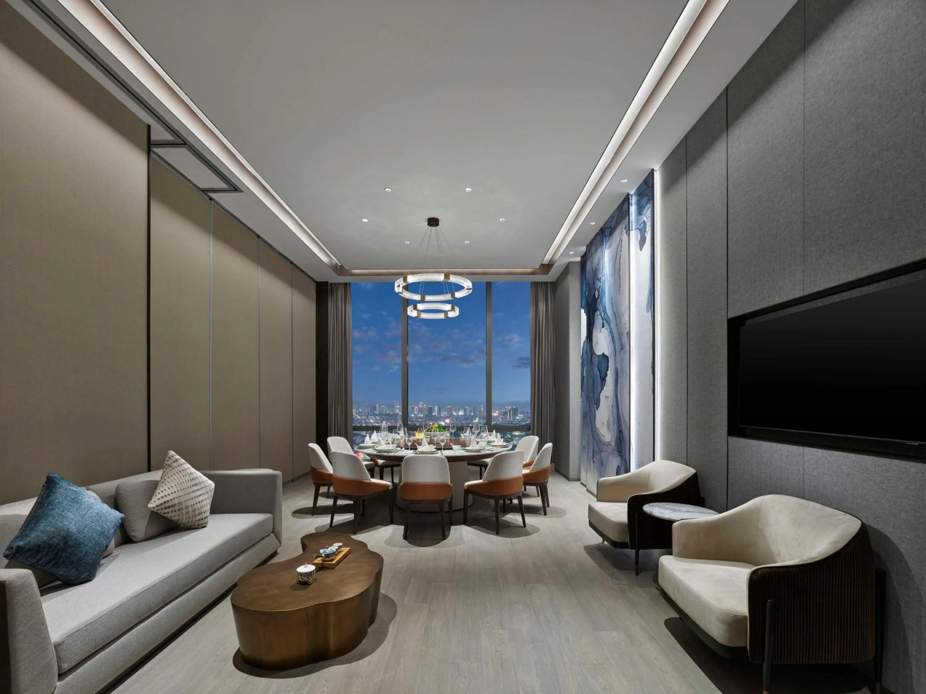 Restaurant/places to eat in Hilton Zhuji