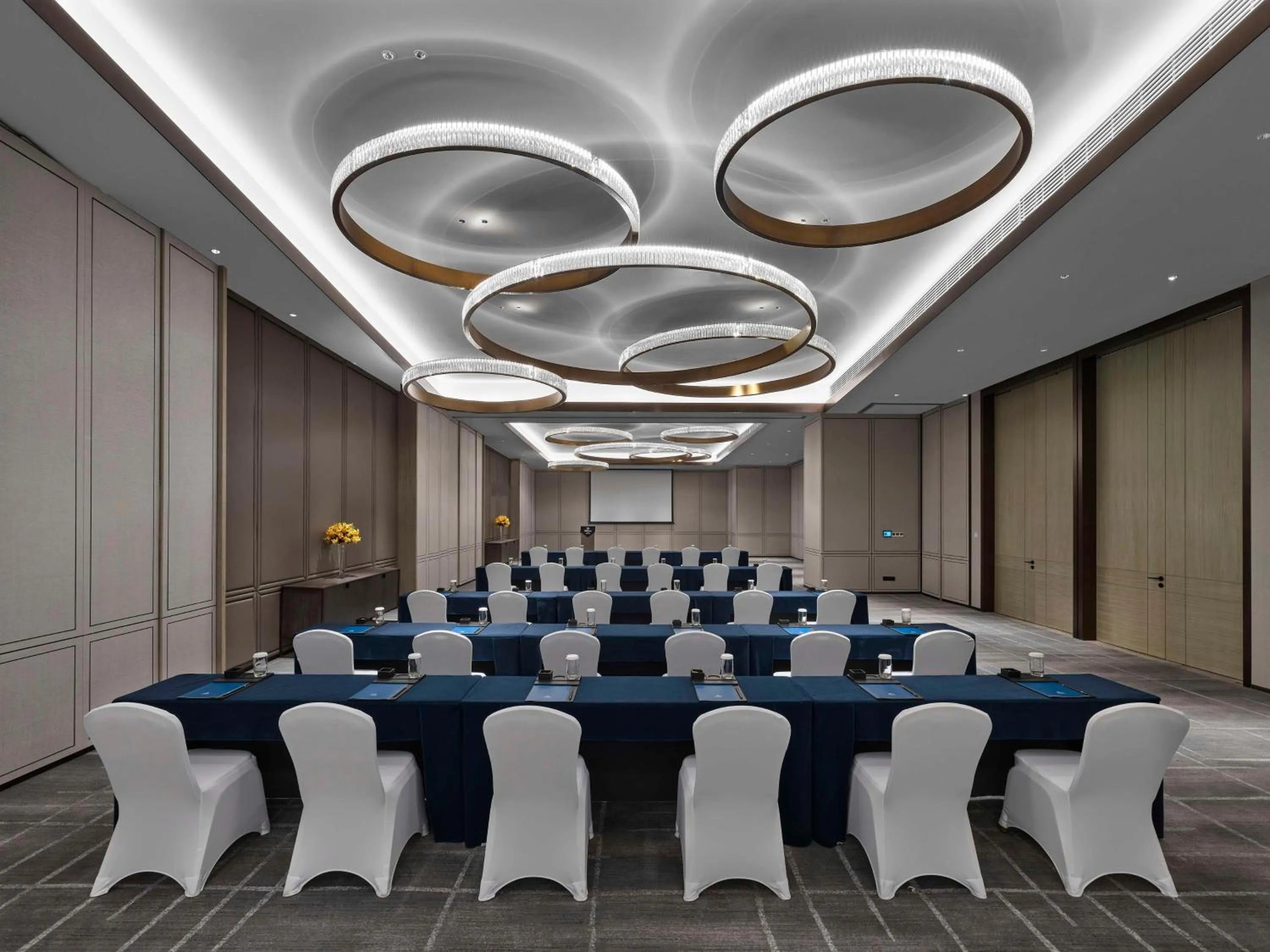 Meeting/conference room in Hilton Zhuji