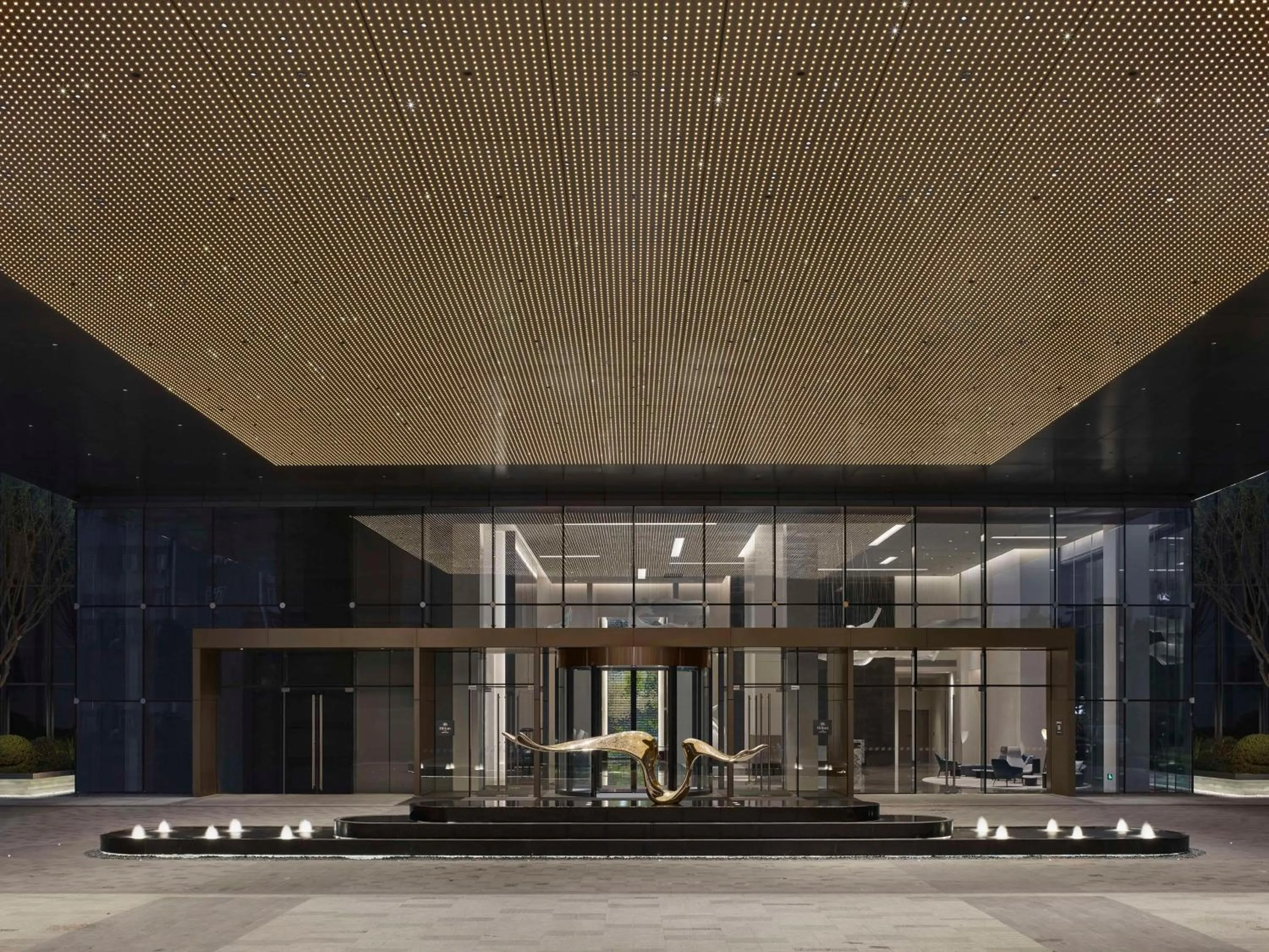 Property building in Hilton Zhuji