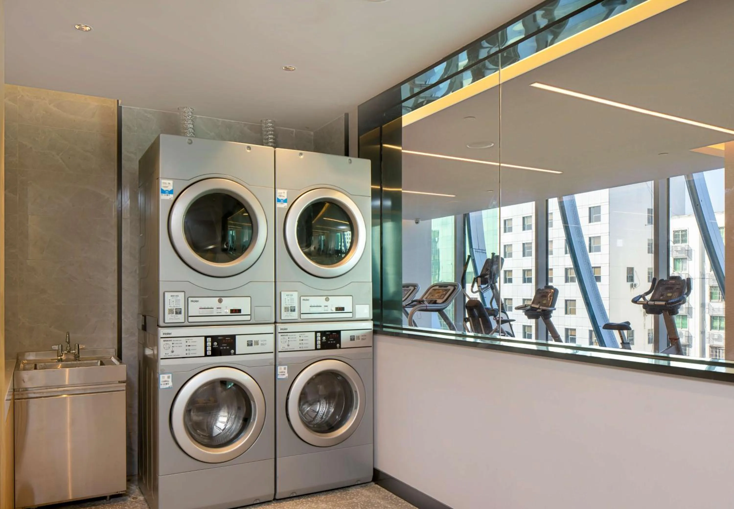 Property building in Hilton Garden Inn Shenzhen Airport