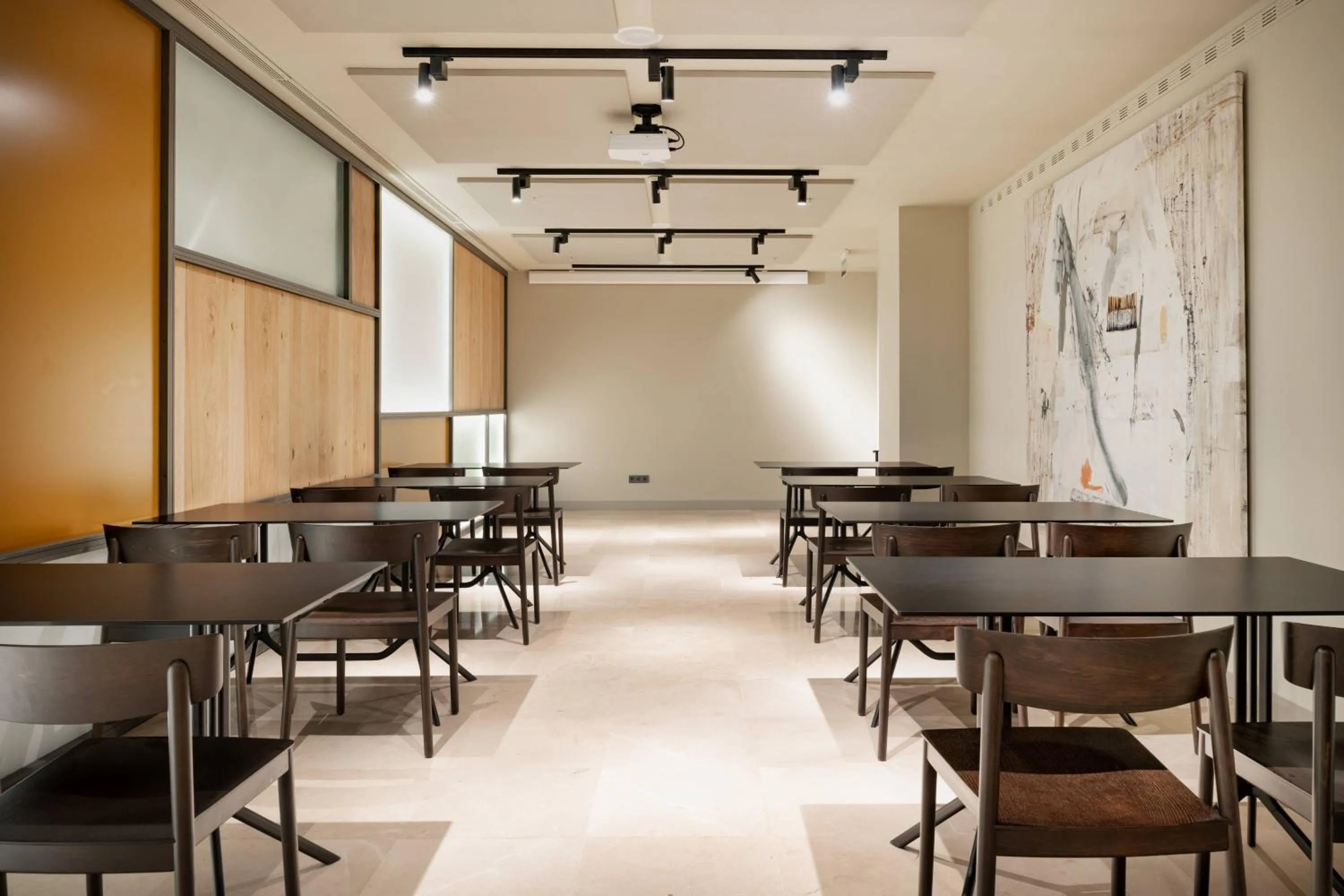 Meeting/conference room in AC Hotel Aitana by Marriott