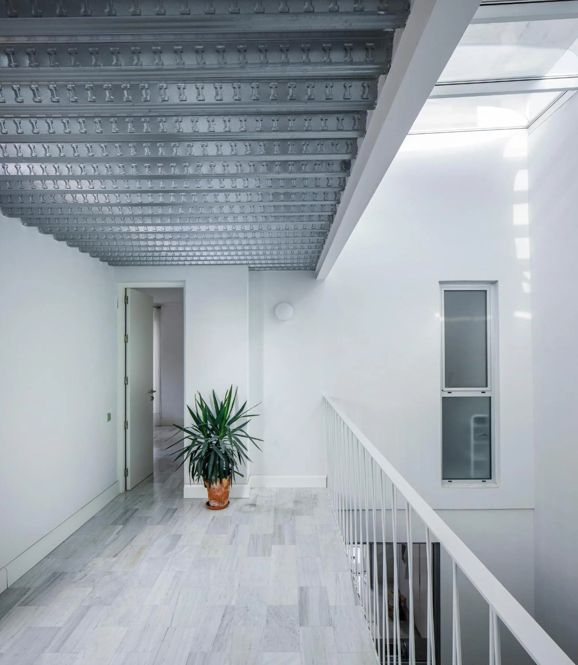 White Loft Alameda