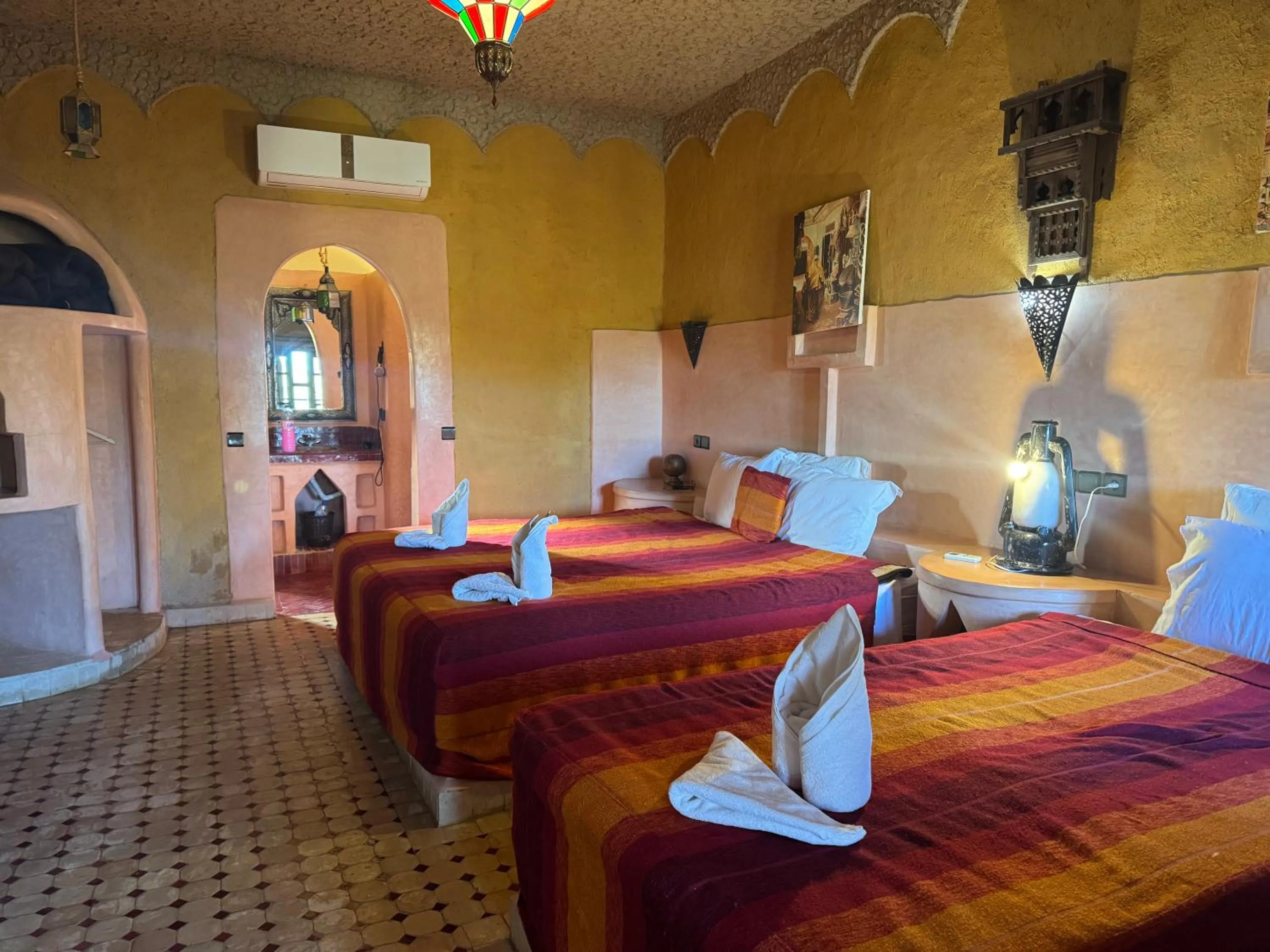 Bed in Hotel ksar merzouga