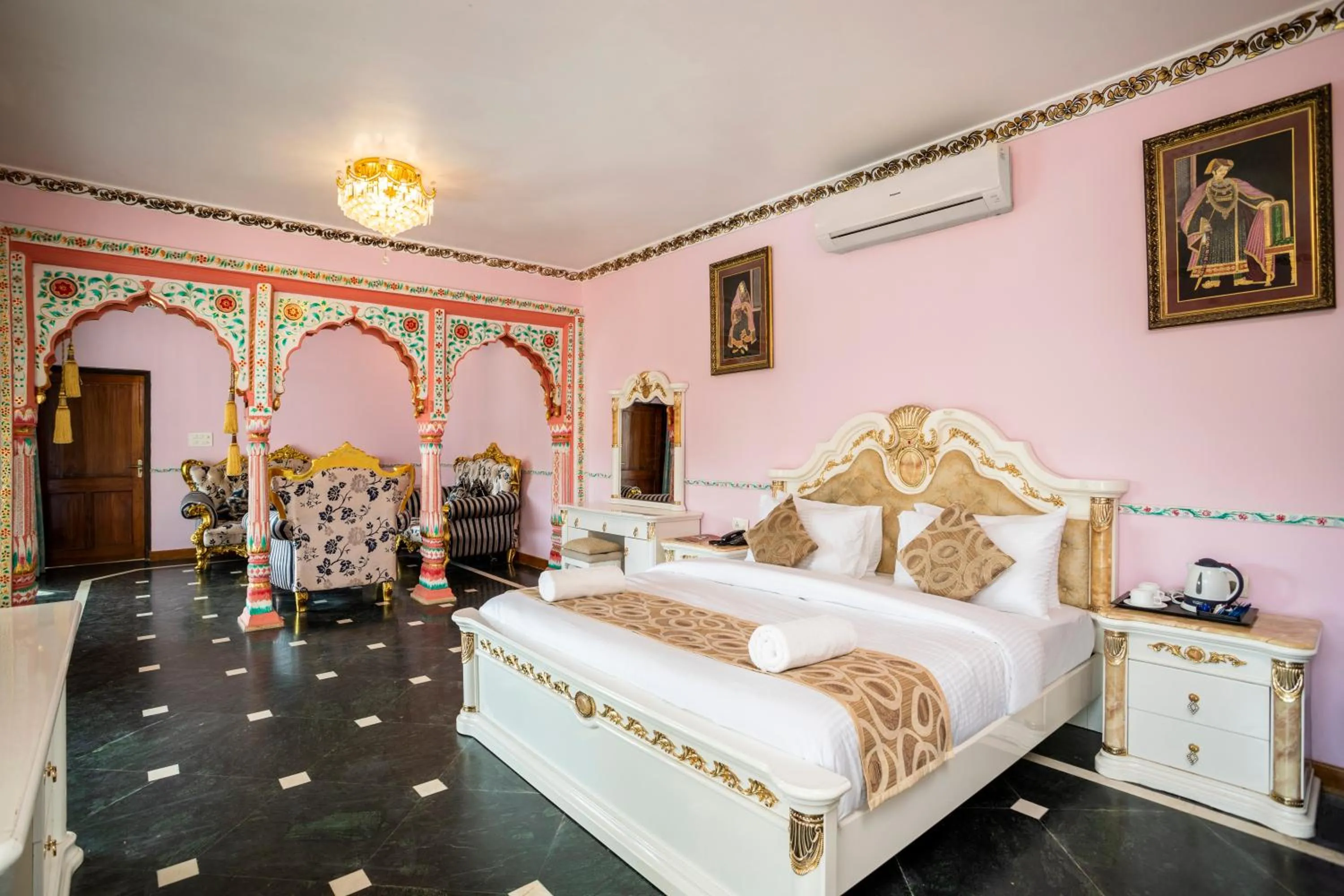 Bedroom, Bed in Stone Wood Riverfront Resort, Siolim