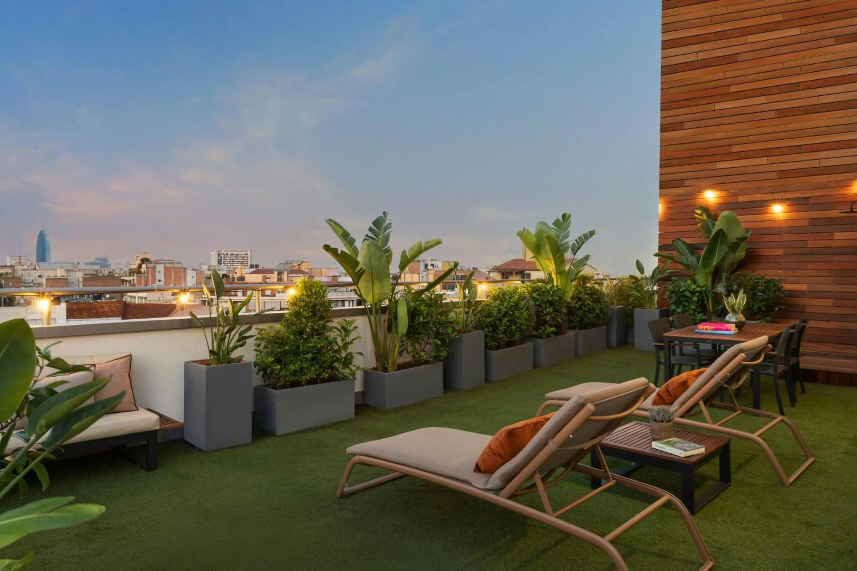 Photo of the whole room in Renaissance Barcelona Hotel