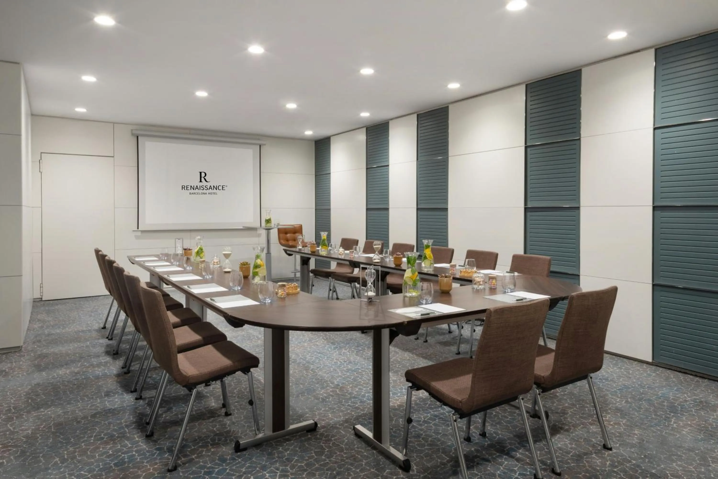 Meeting/conference room in Renaissance Barcelona Hotel