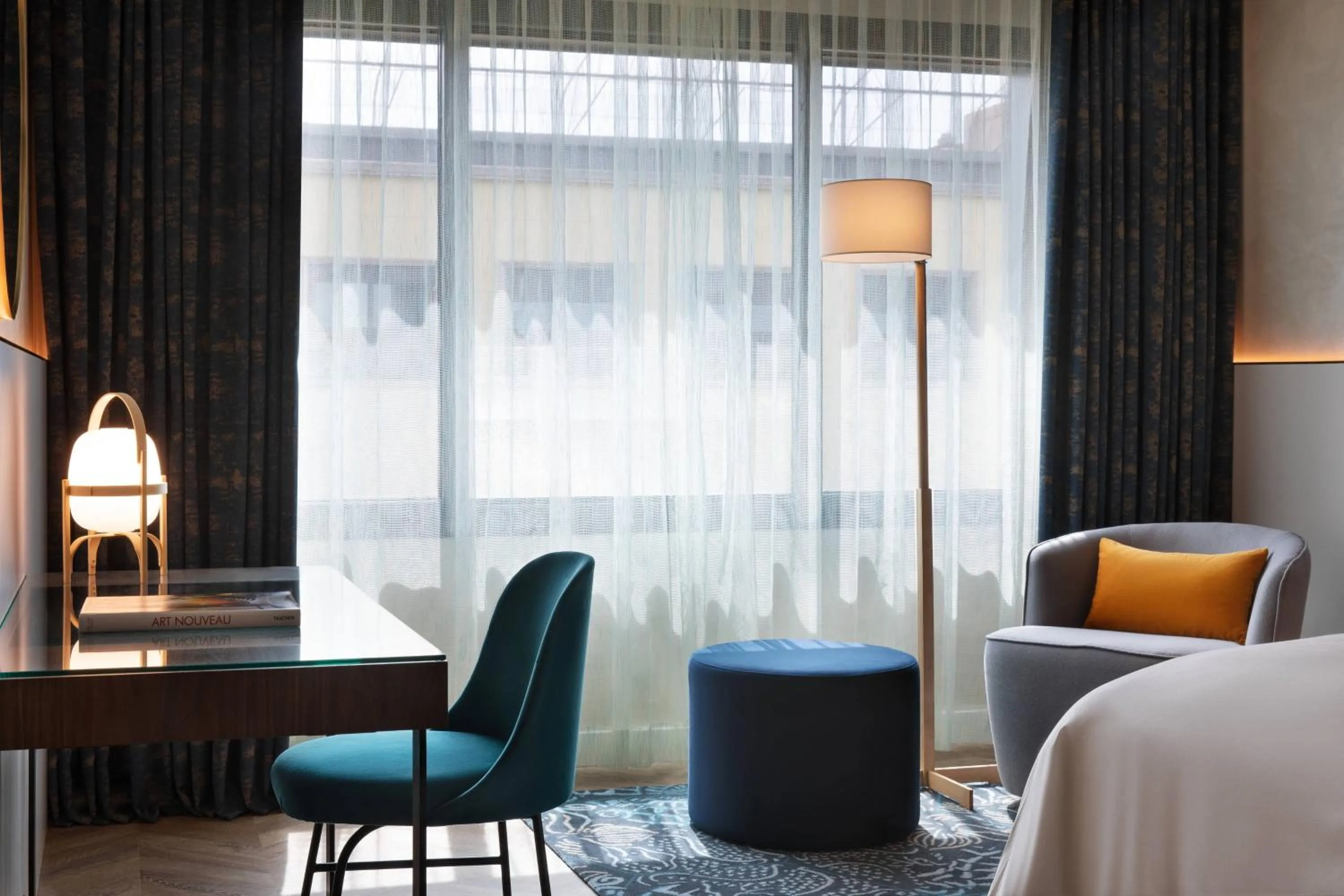 Photo of the whole room, Bed in Renaissance Barcelona Hotel