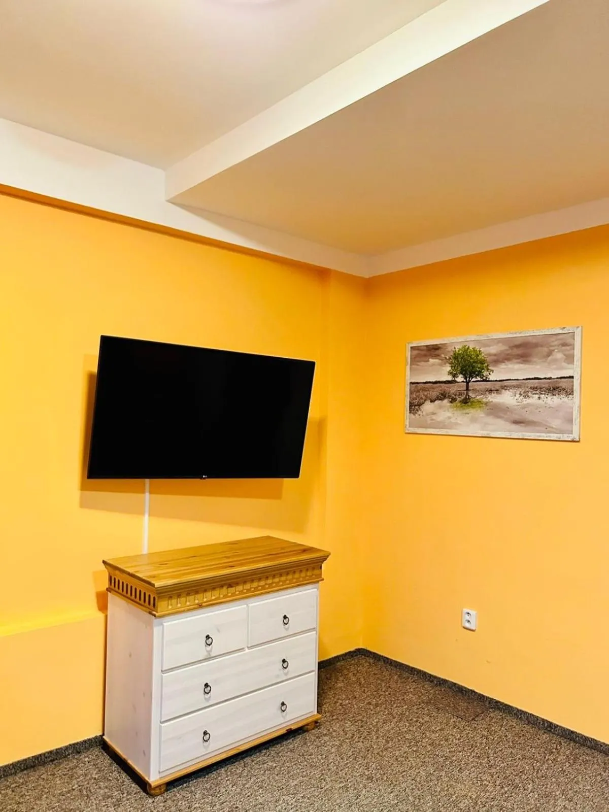 Living room in Thermal Apartments