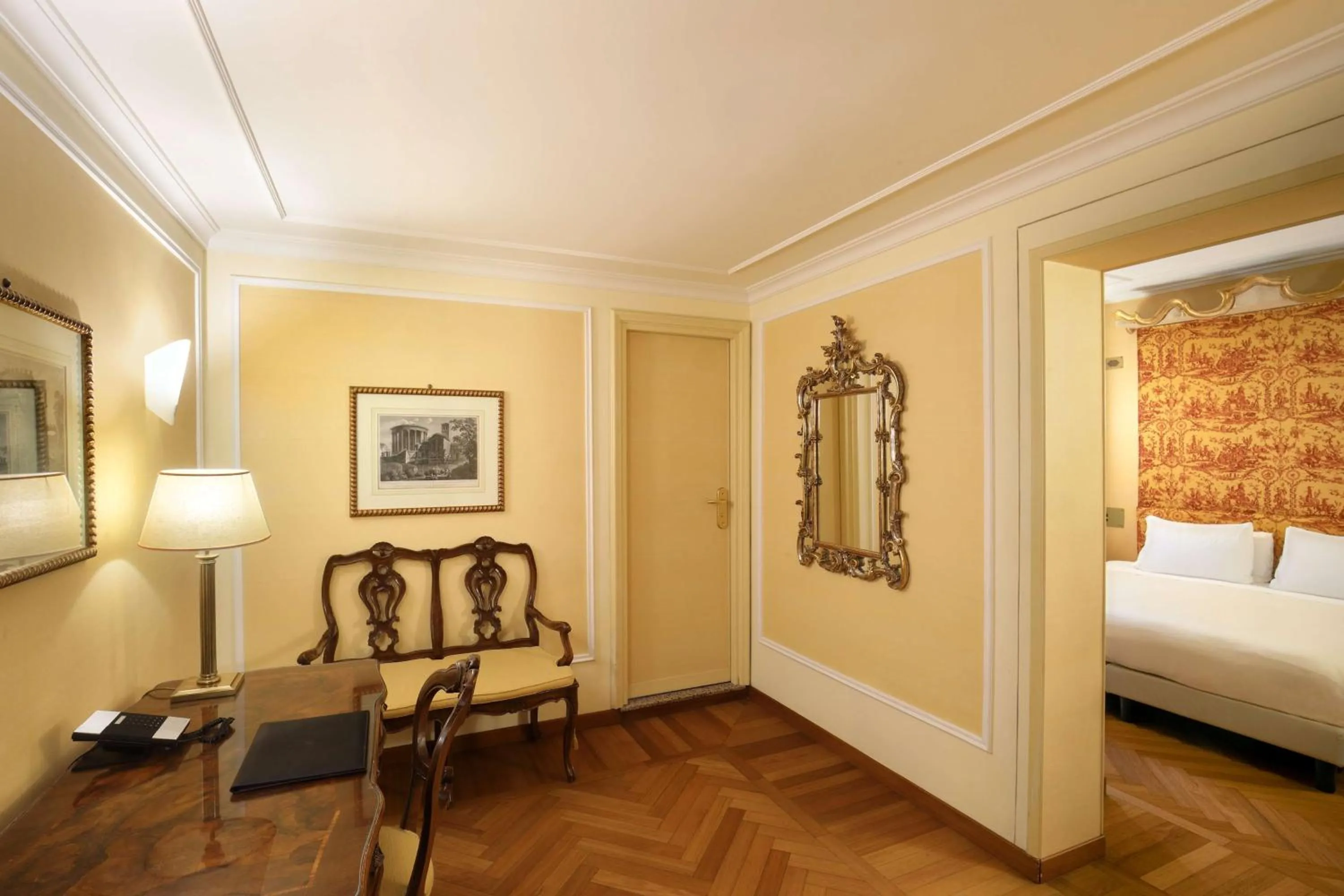 Bedroom, Bed in Hotel Canada, BW Premier Collection