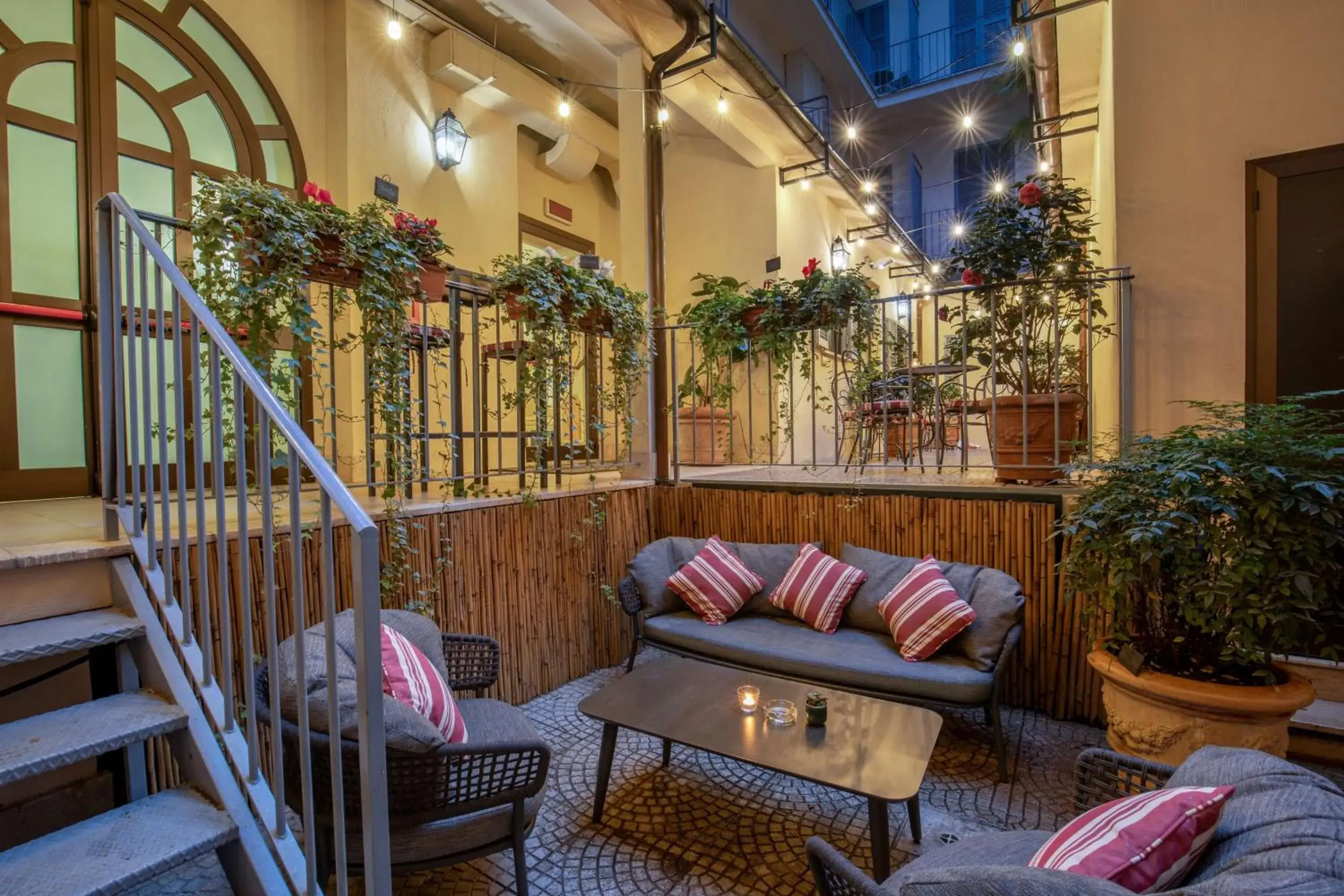 Property building in Hotel Canada, BW Premier Collection Property building in Hotel Canada, BW Premier Collection