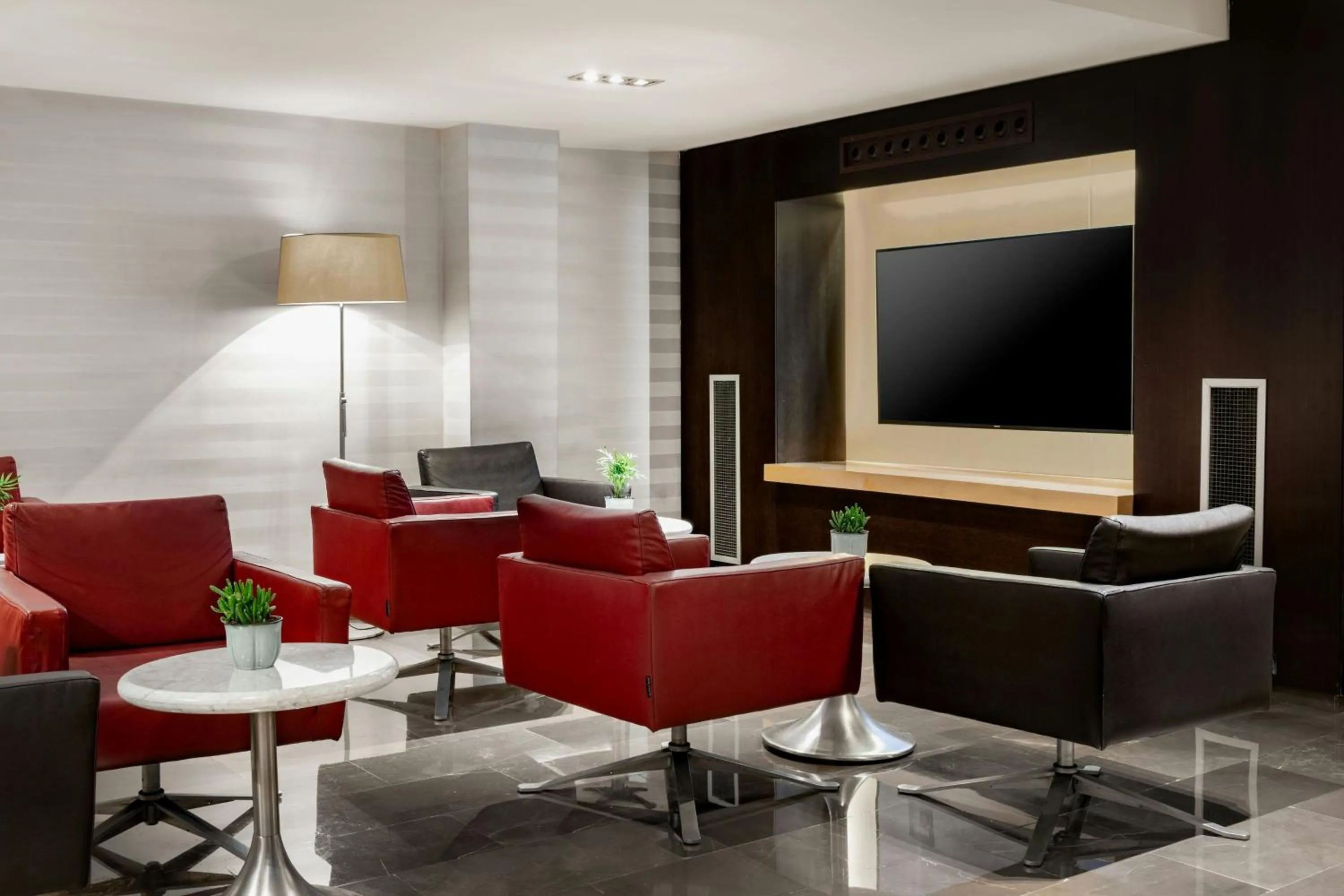 Lounge or bar in AC Hotel Irla by Marriott
