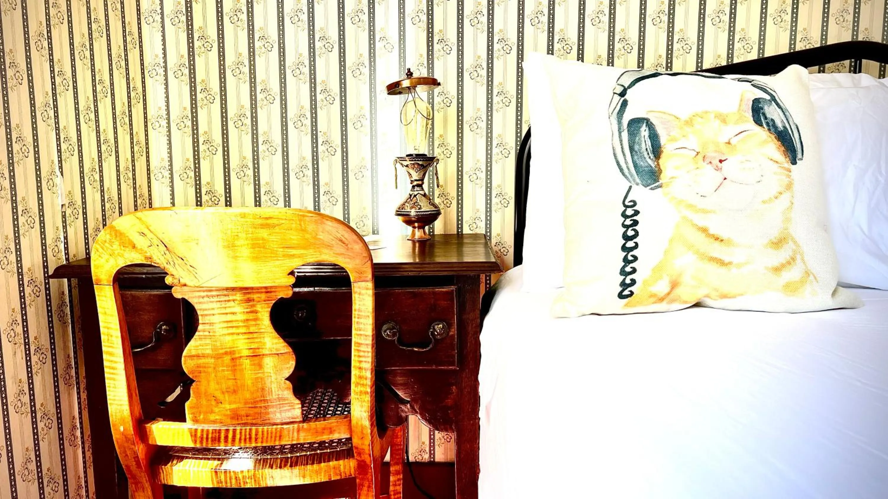 Hotel La More at The Bisbee Inn