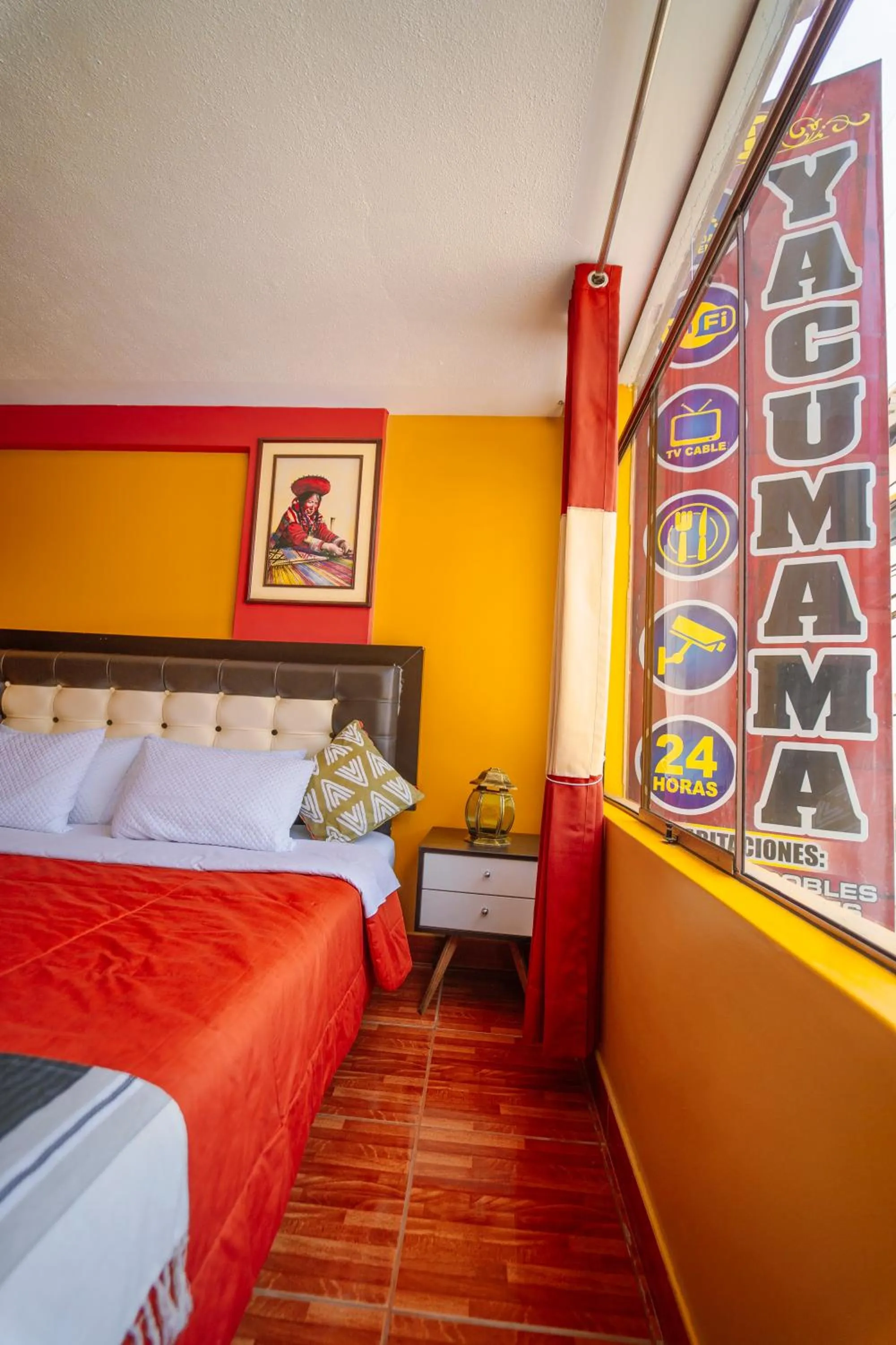 Bed in Yacumama Santa Teresa