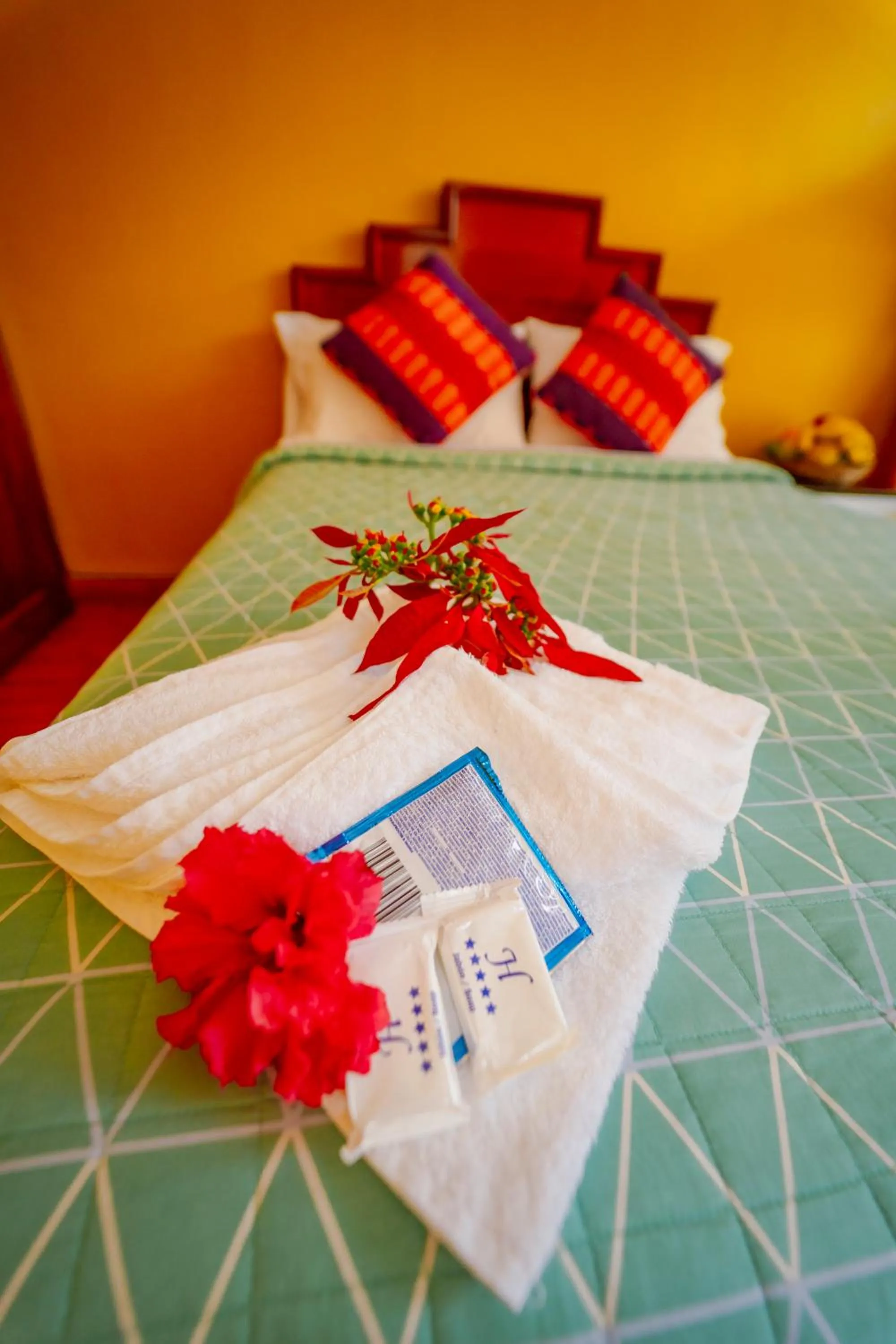 Bed in Yacumama Santa Teresa