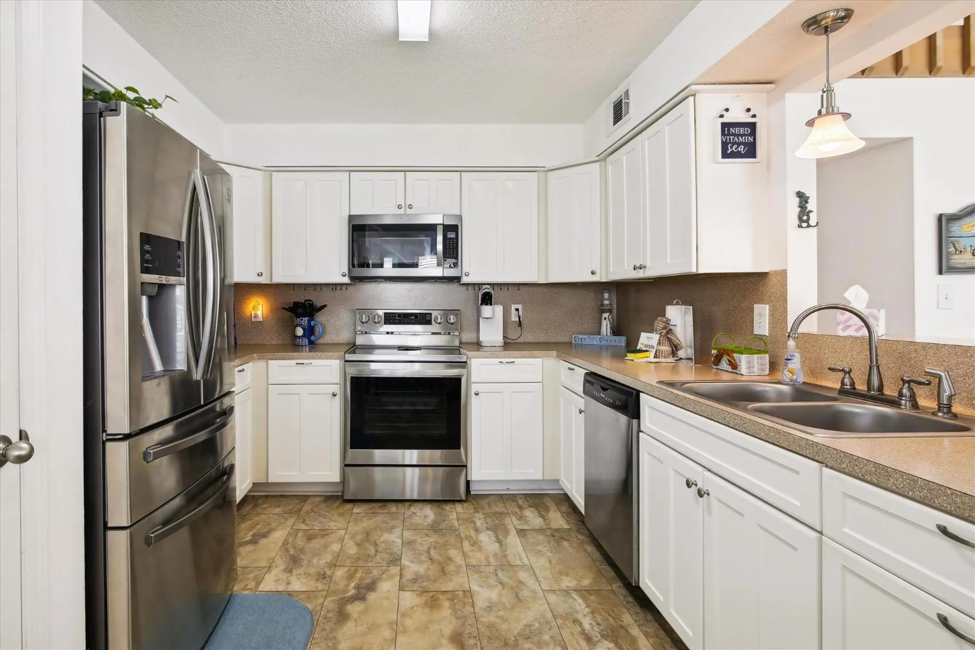 Property building in Pelican Path