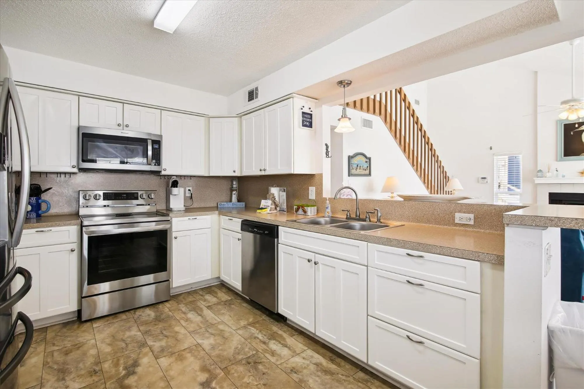 Property building in Pelican Path