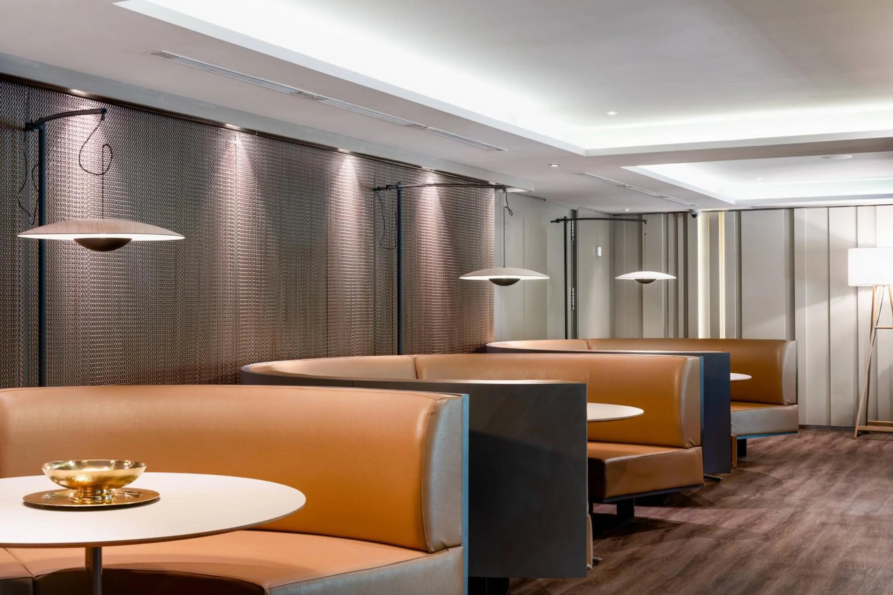 Lounge or bar in AC Hotel Málaga Palacio by Marriott