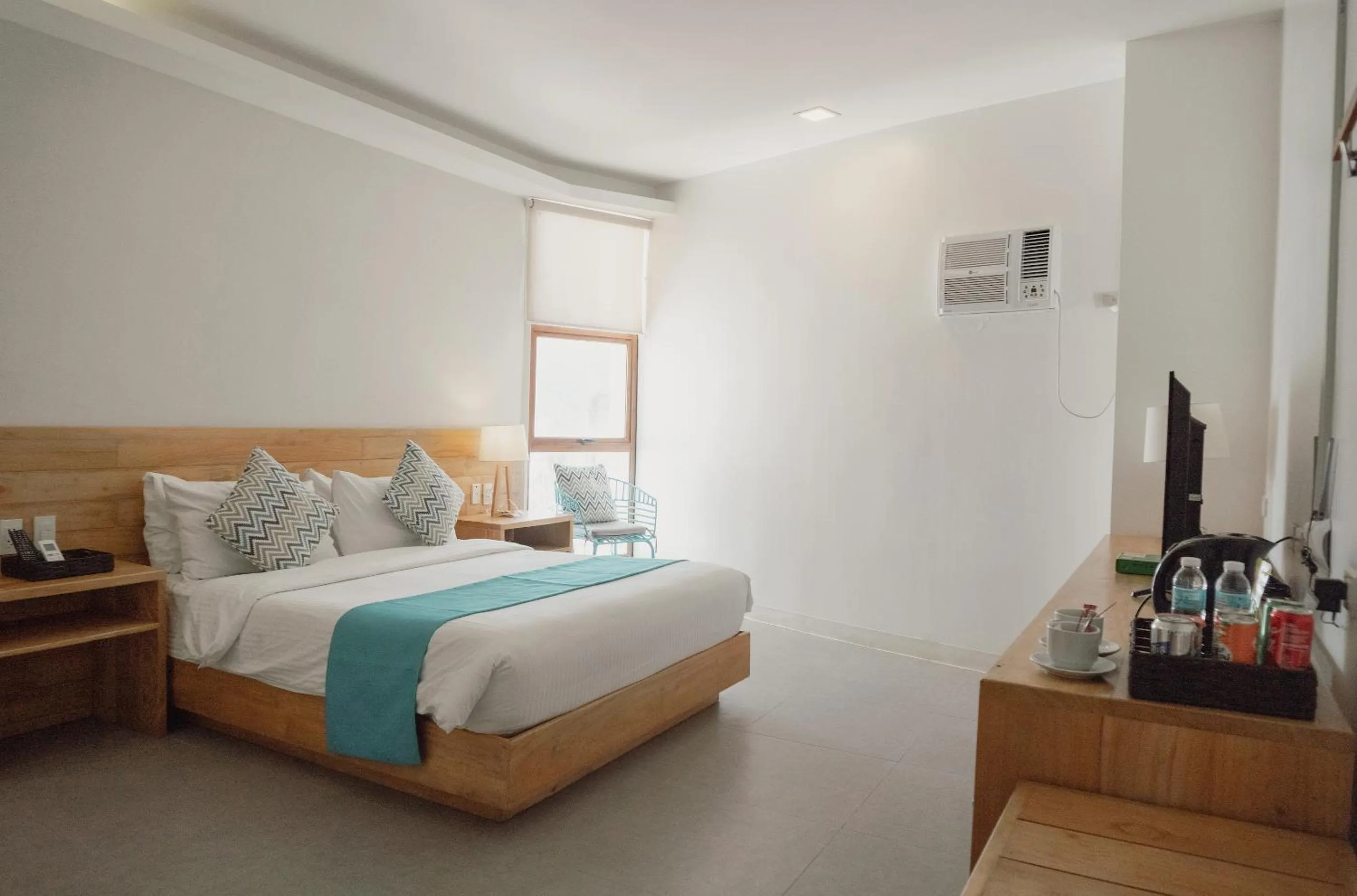 Bedroom, Bed in Bay's Inn Resort