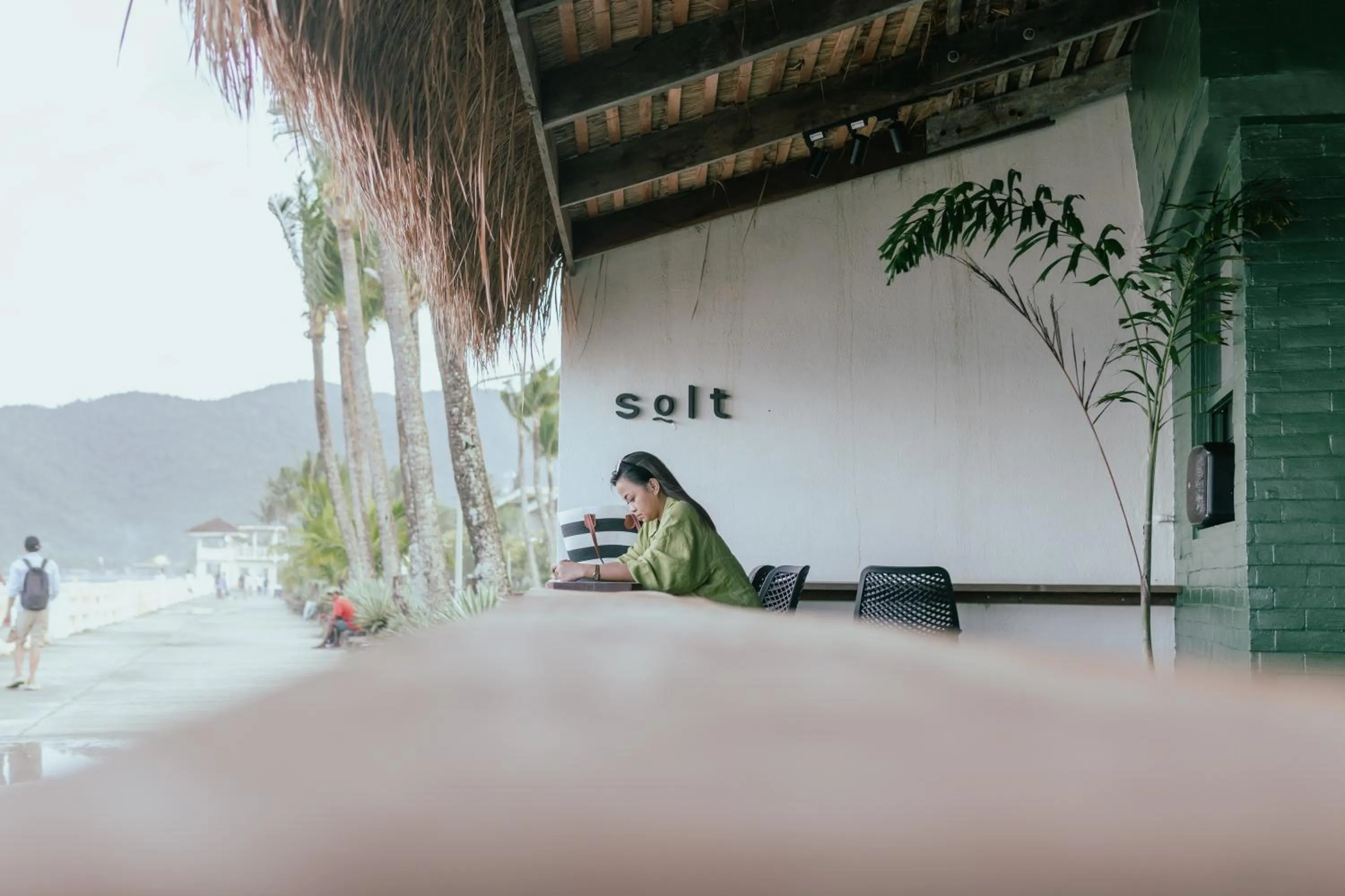 Restaurant/places to eat in Bay's Inn Resort