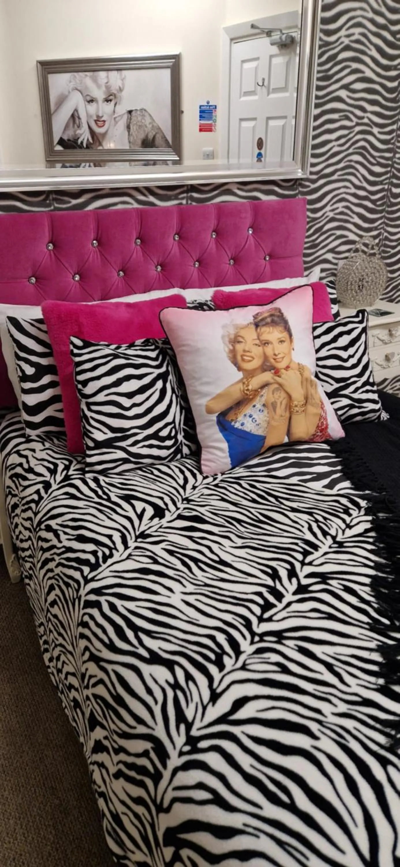 Bed in The Dudley Hotel