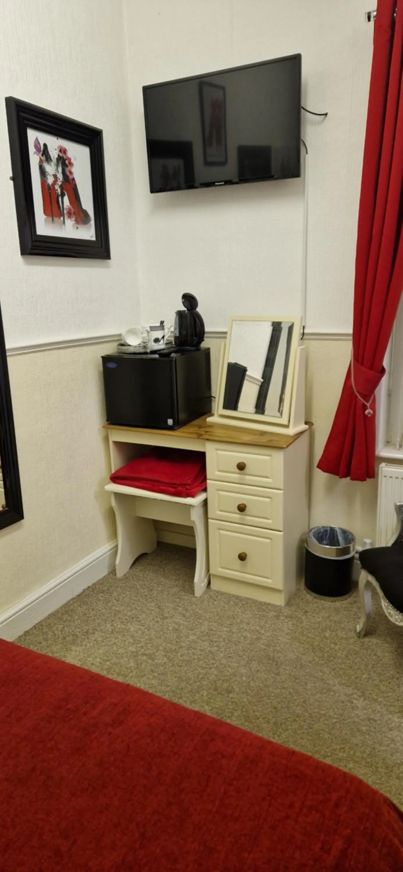 TV and multimedia in The Dudley Hotel