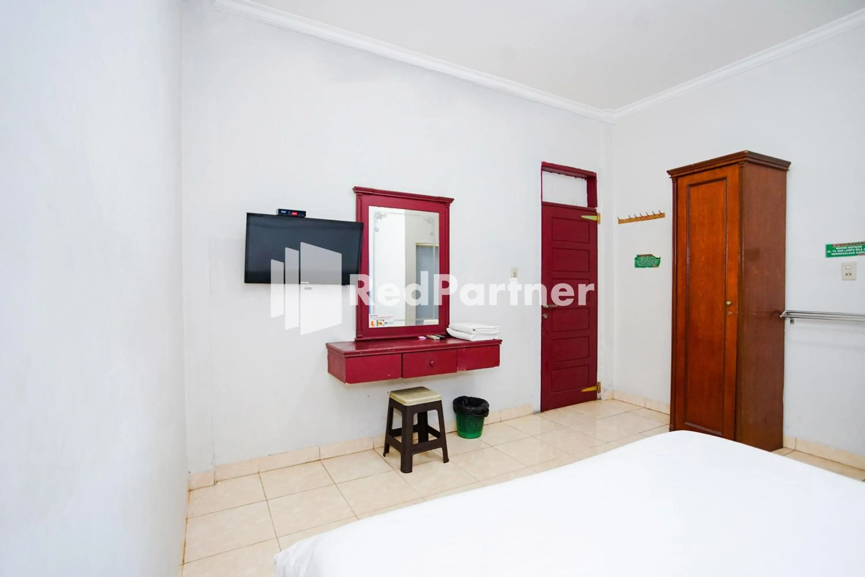 Bed in Hotel Serena Anggrek near Manhattan Times Square Mall Medan RedPartner