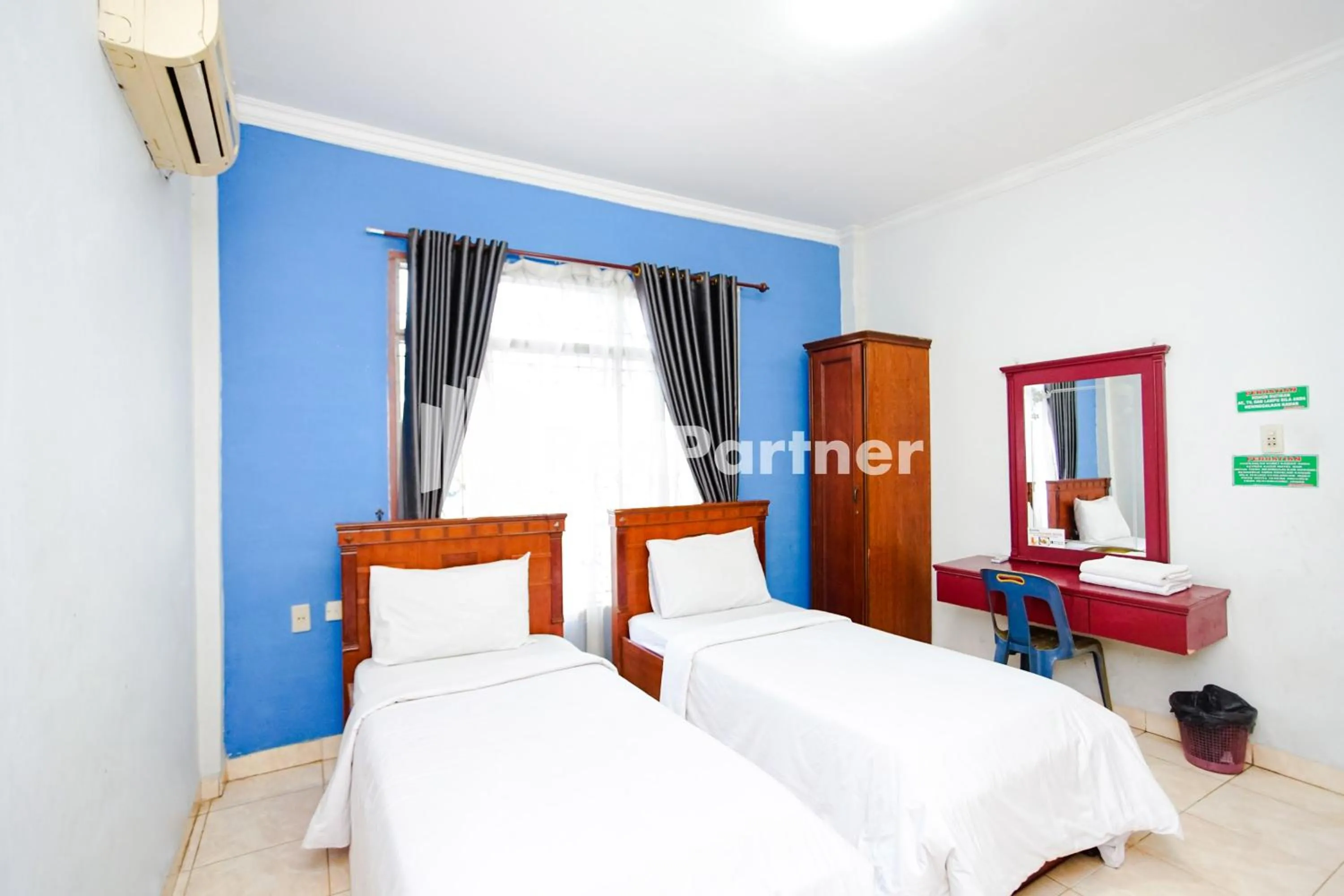 Bed in Hotel Serena Anggrek near Manhattan Times Square Mall Medan RedPartner