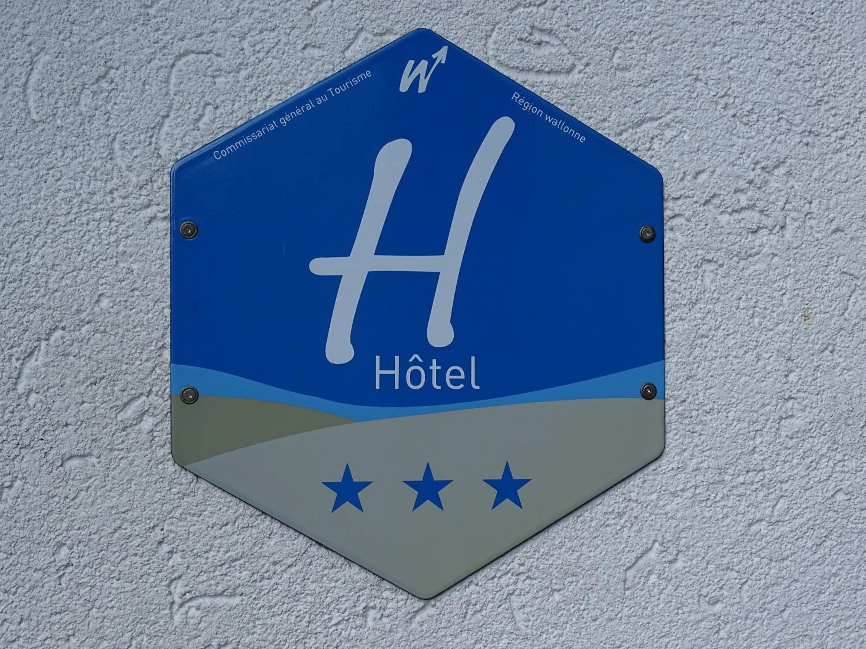 Property logo or sign in Hotel Le Relais de Pommard