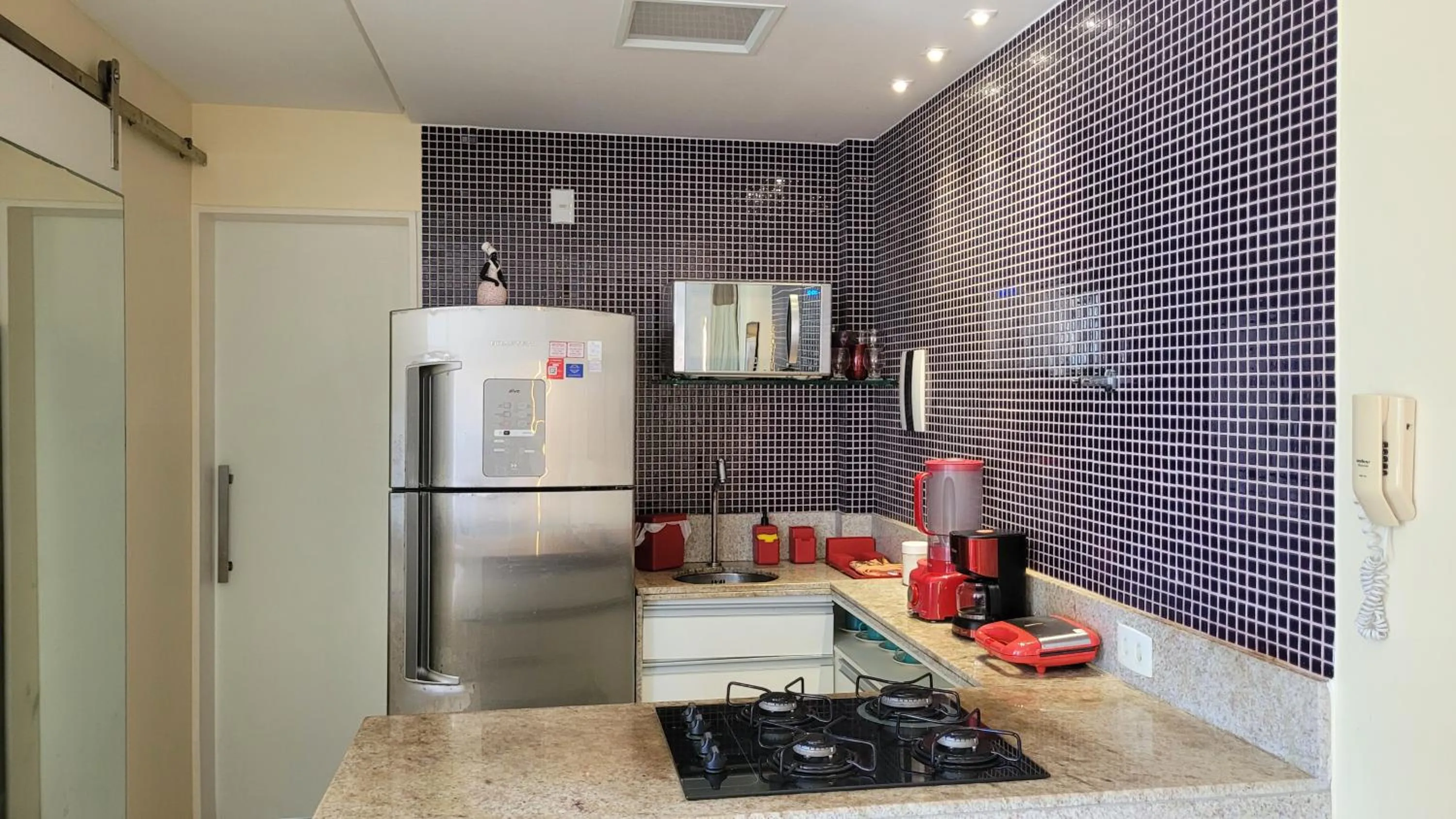 Kitchen or kitchenette in Apartamento com vista p Mar, e Piscina na Cobertura do Prédio